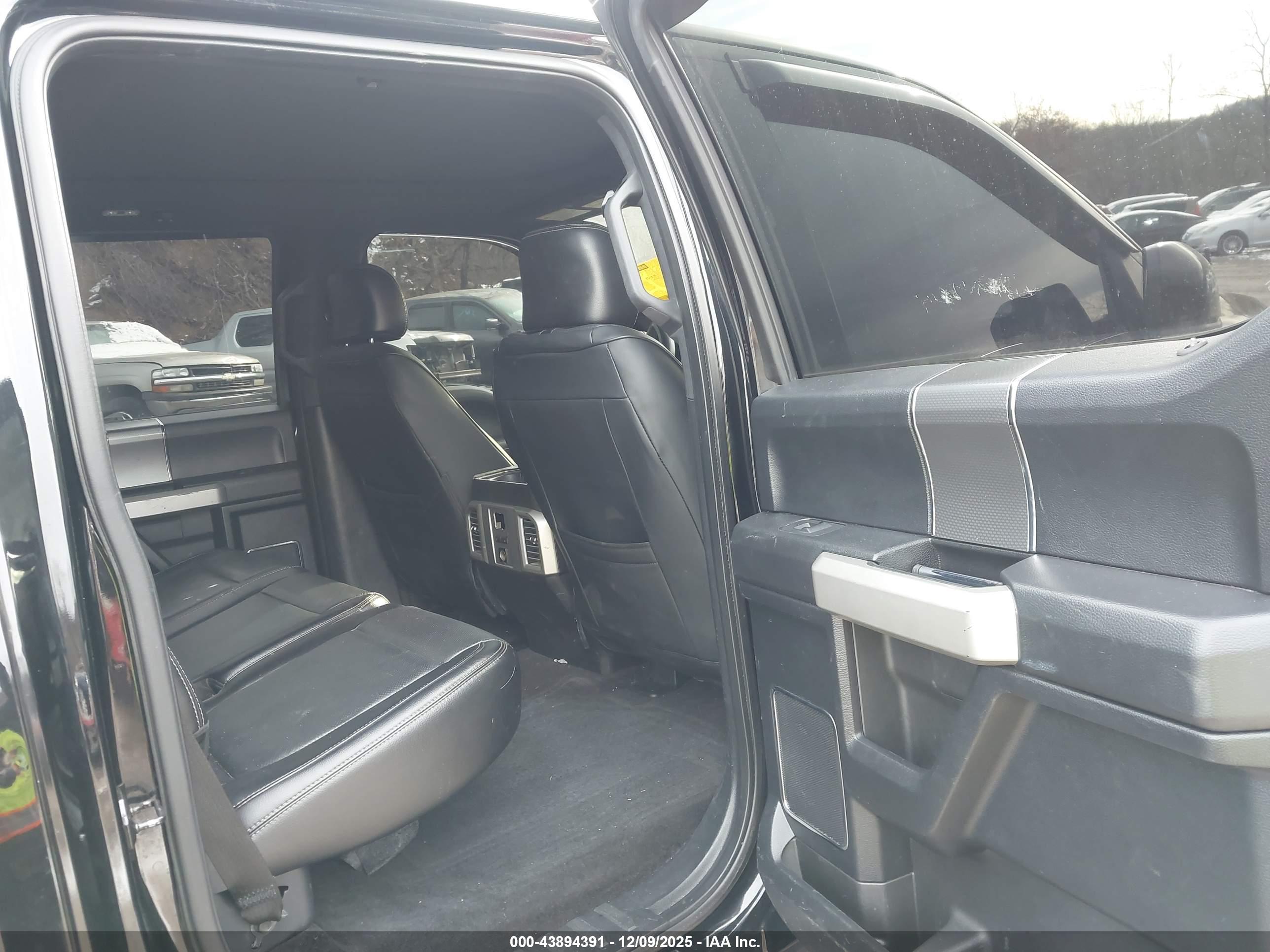 FORD F-150 image 8