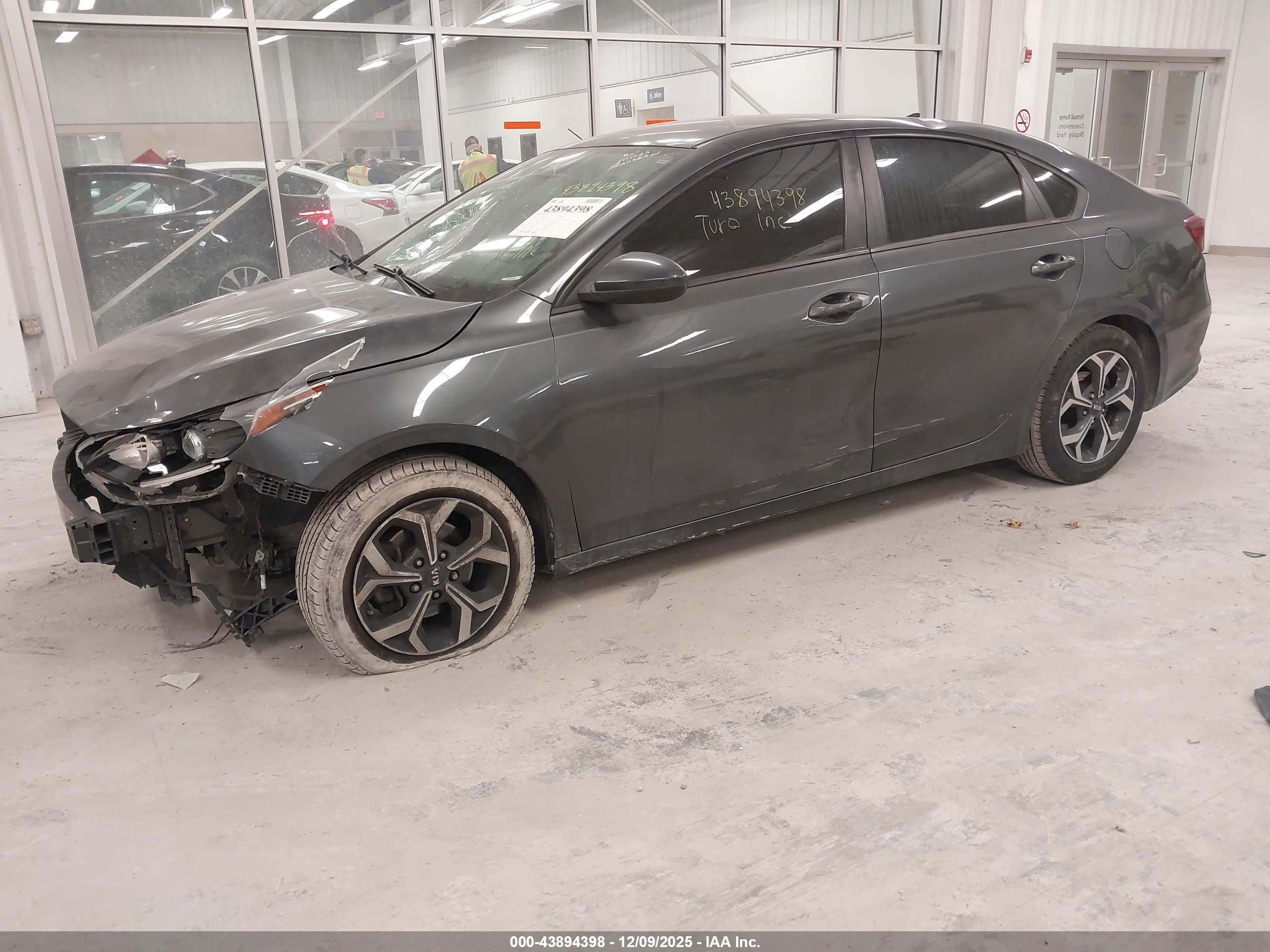 KIA FORTE image 2