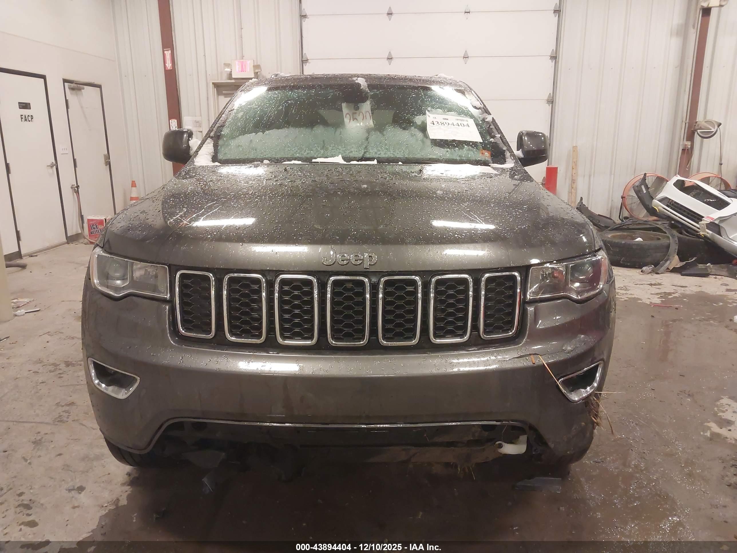 JEEP GRAND image 6