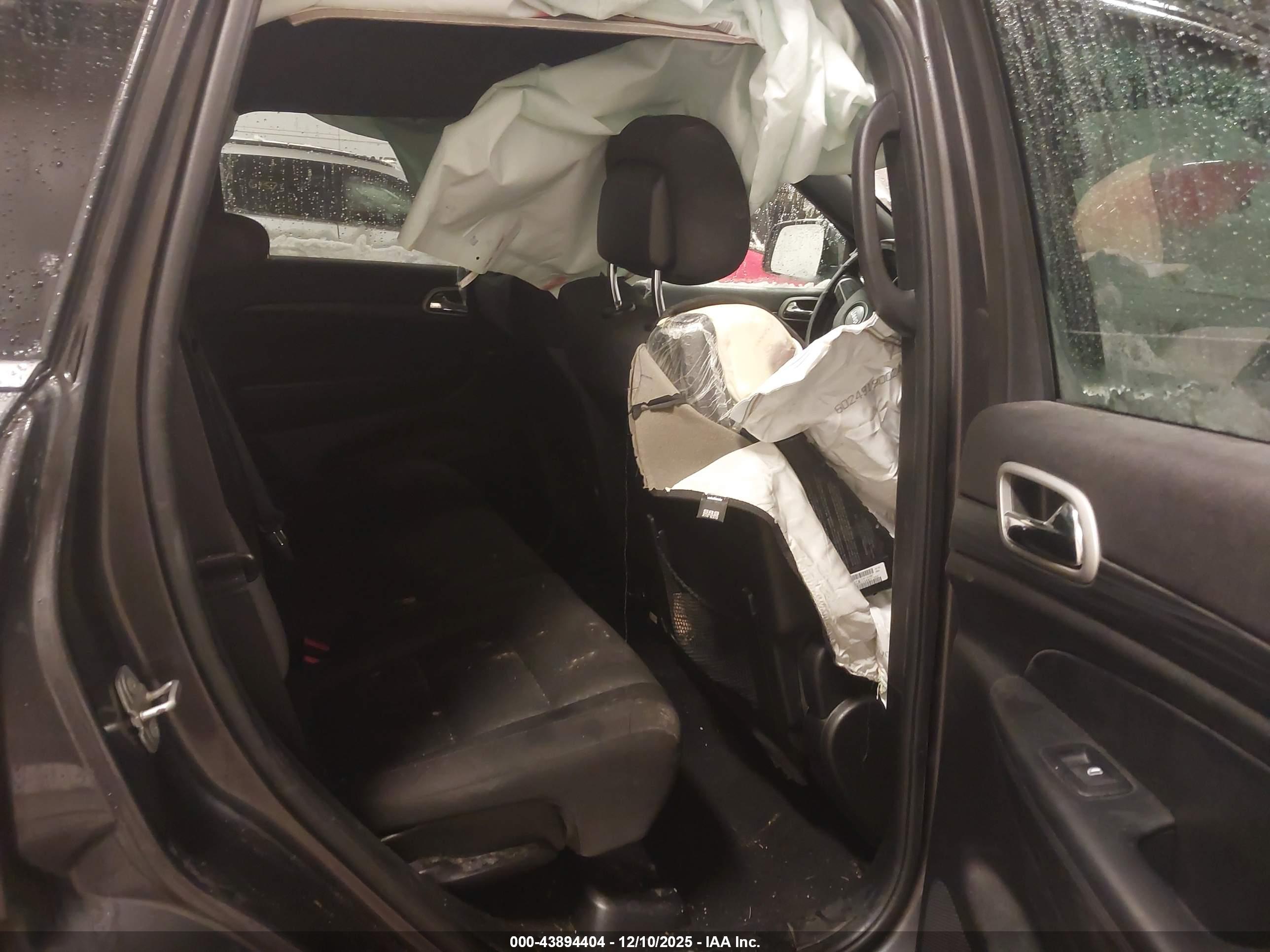 JEEP GRAND image 8