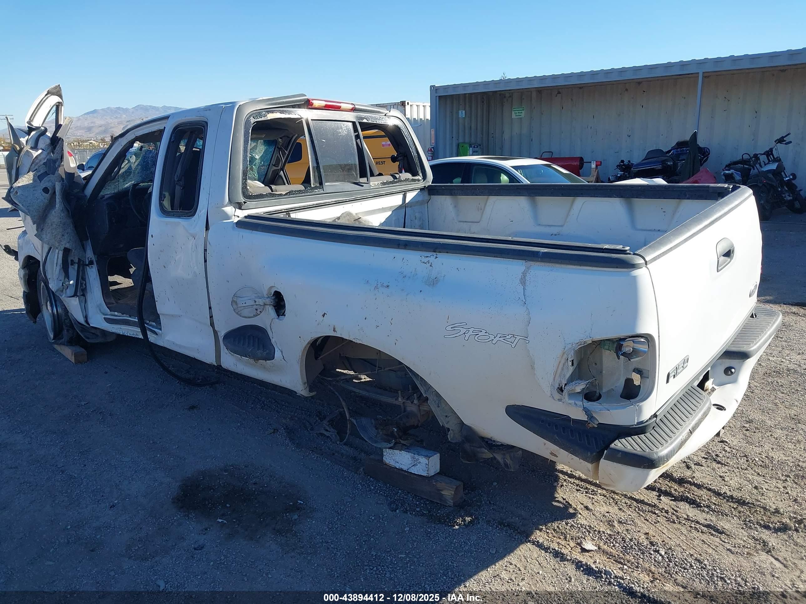 FORD F-150 image 3