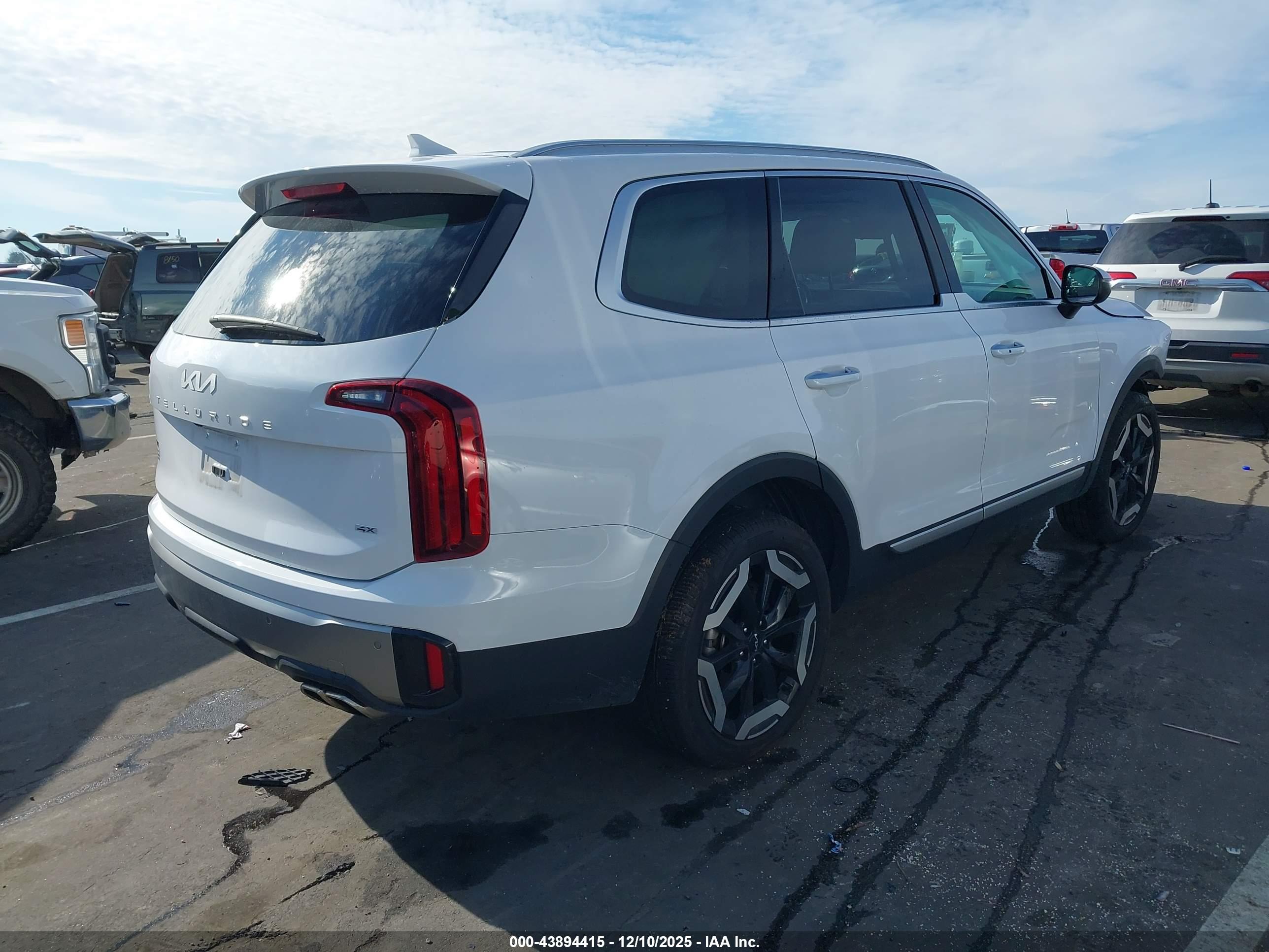 KIA TELLURIDE image 4