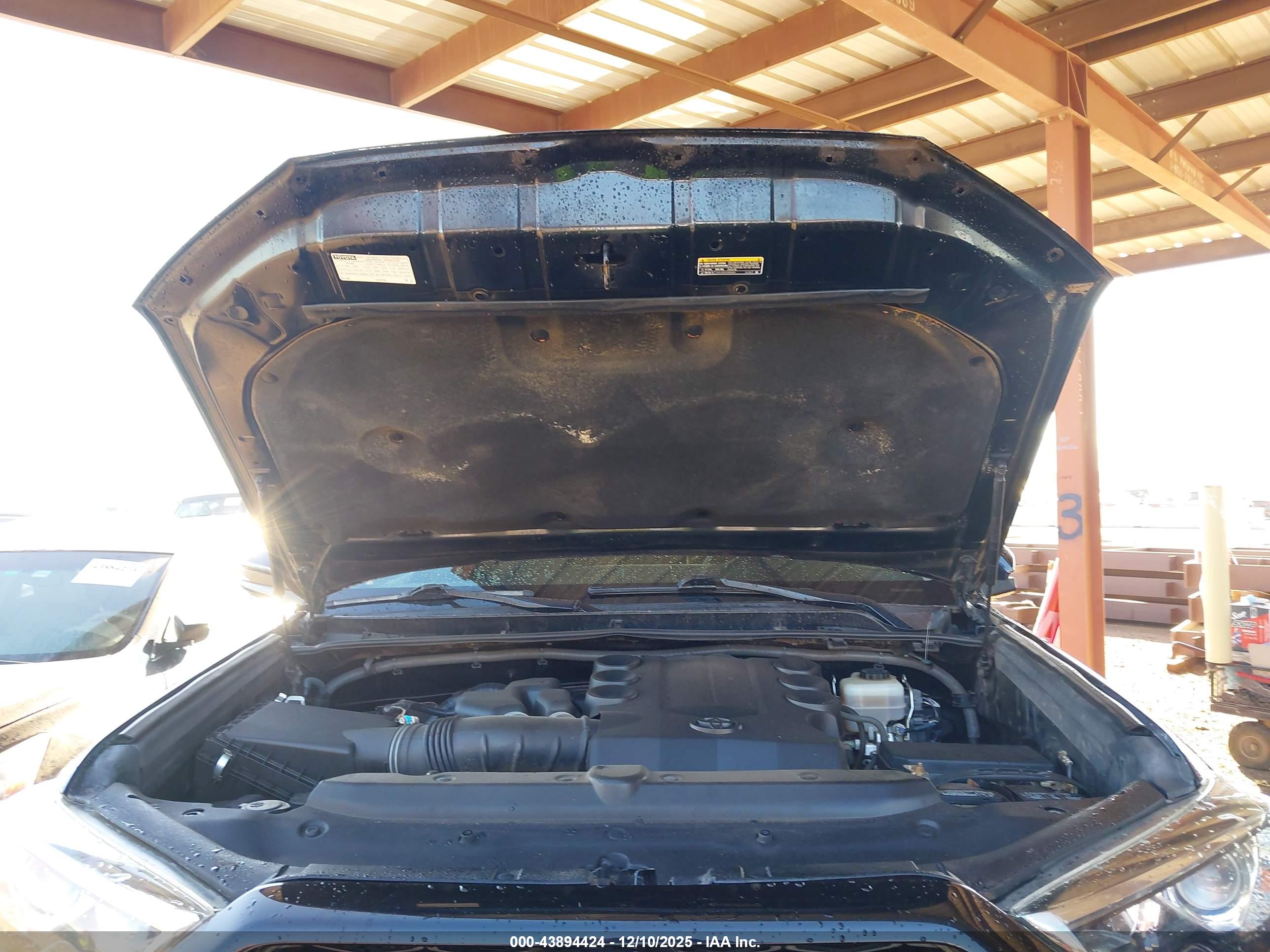 TOYOTA 4RUNNER image 10
