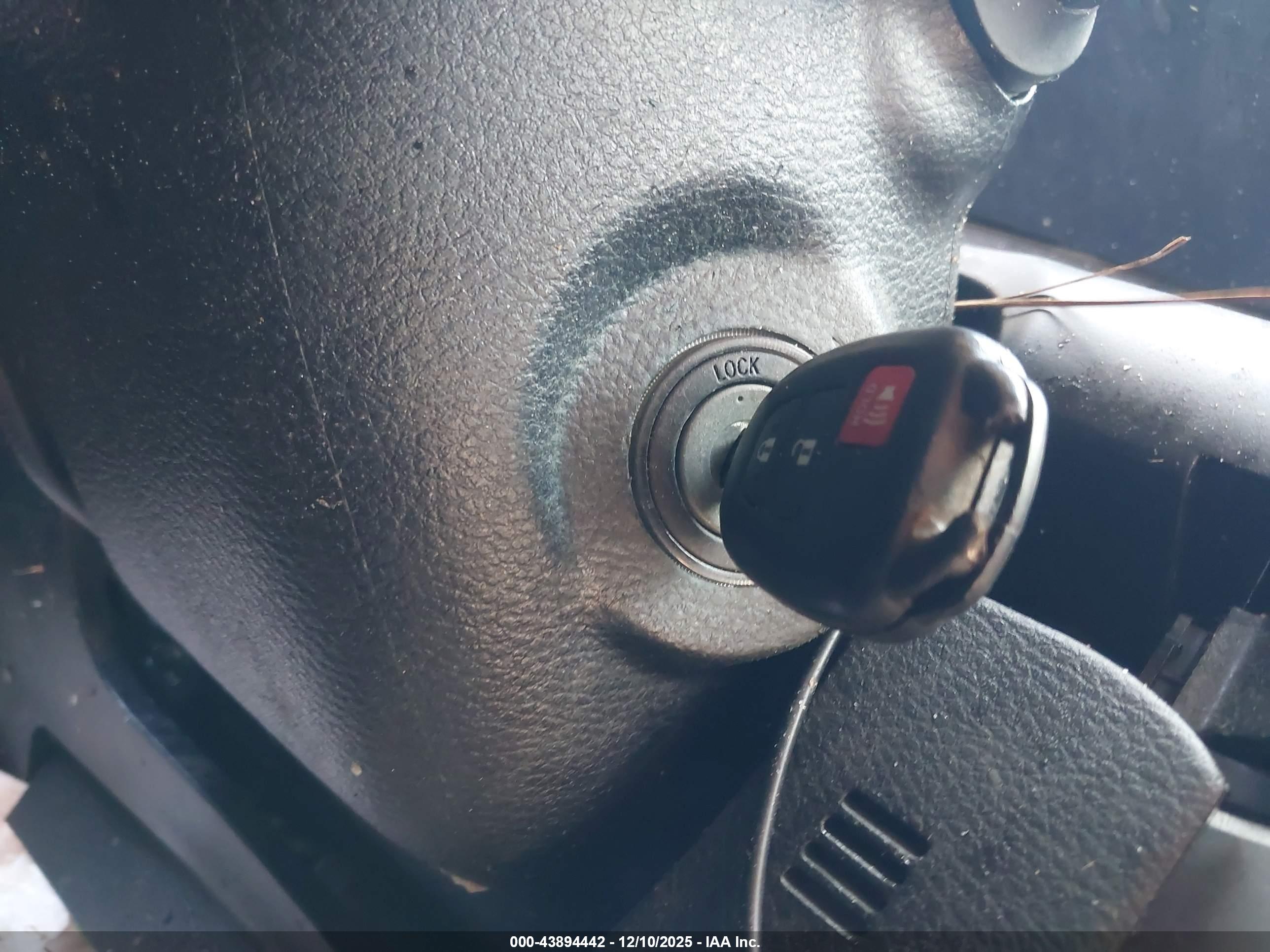 TOYOTA TACOMA image 11