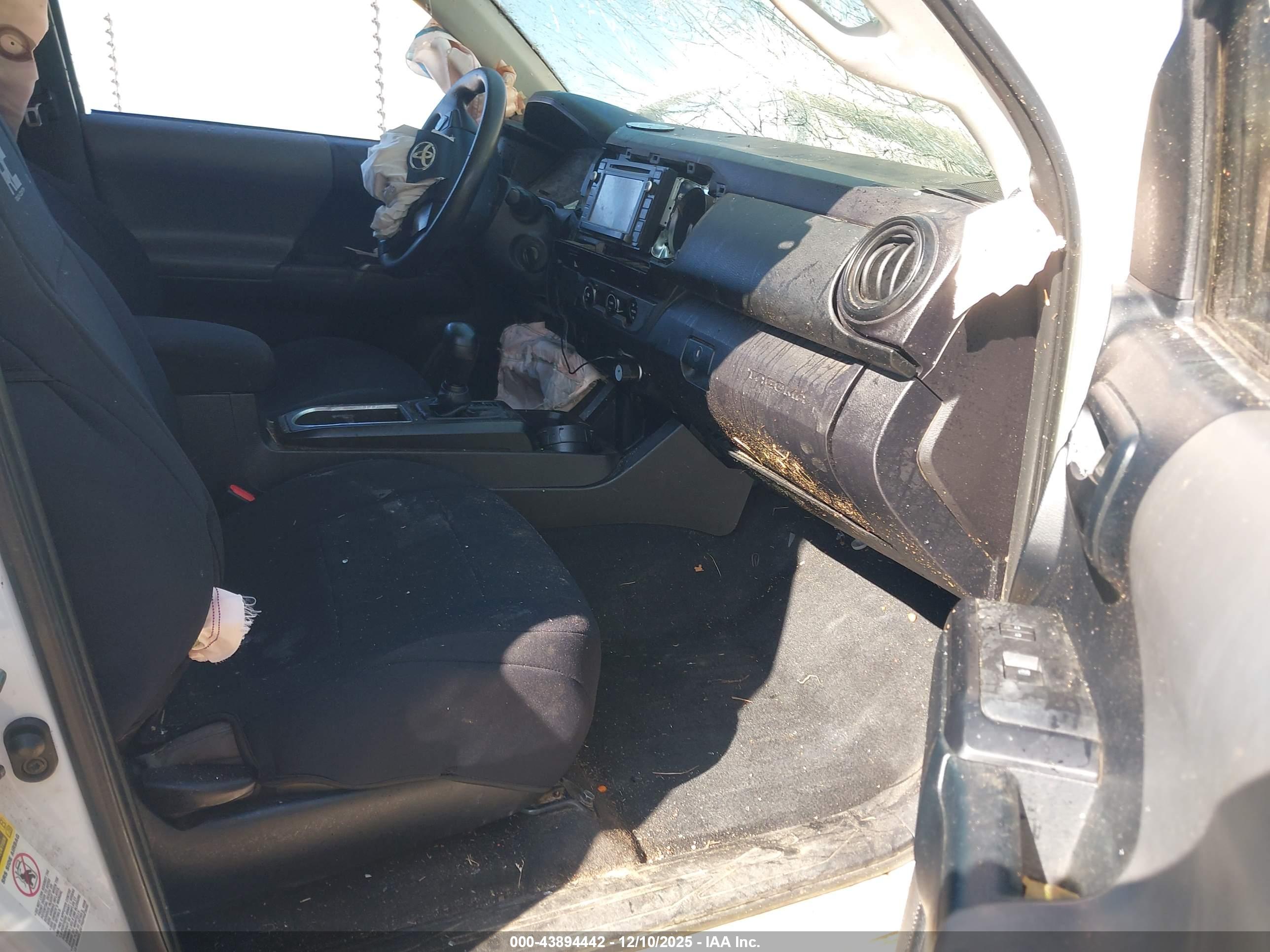 TOYOTA TACOMA image 5