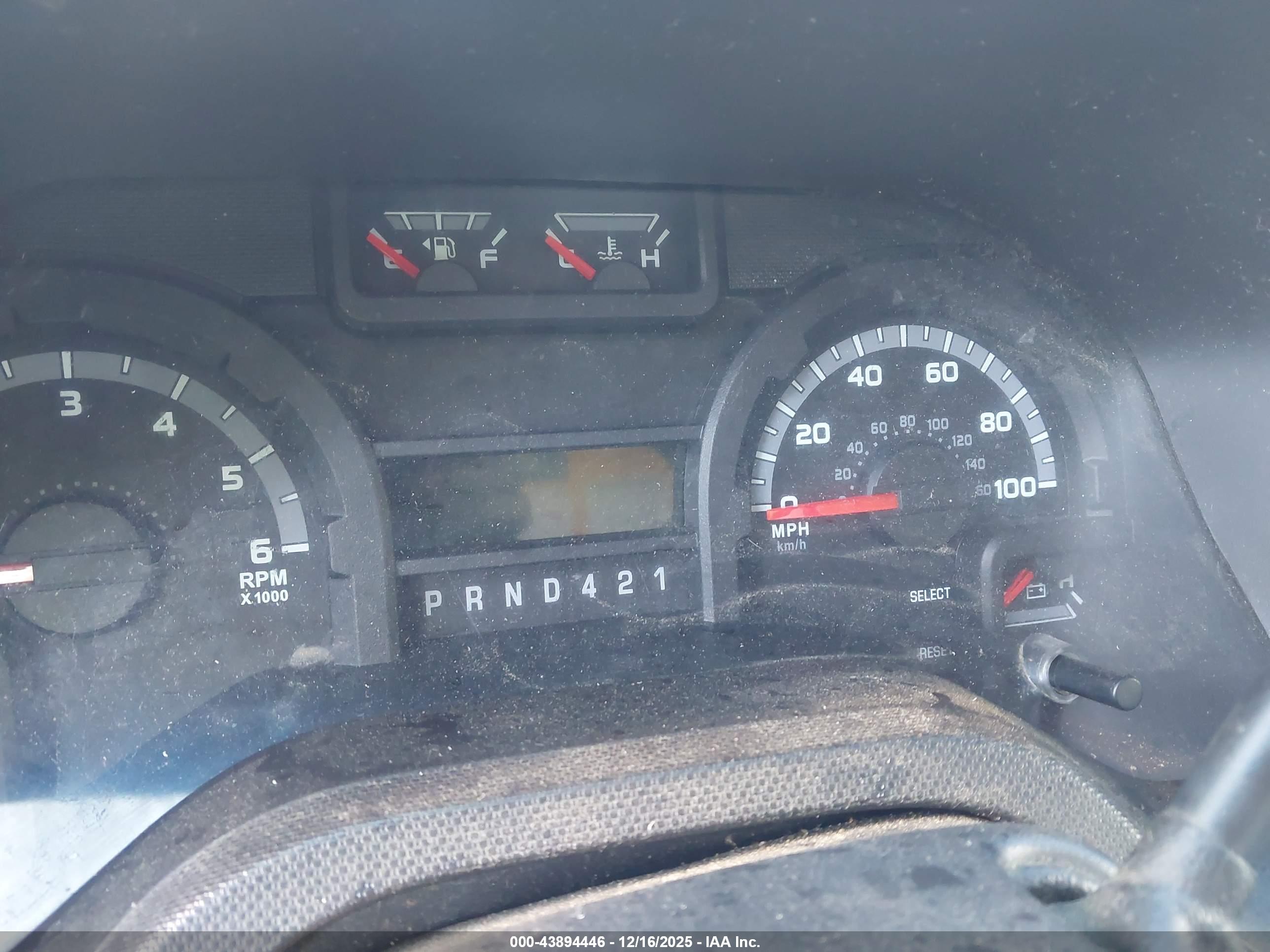 FORD E-350 image 6