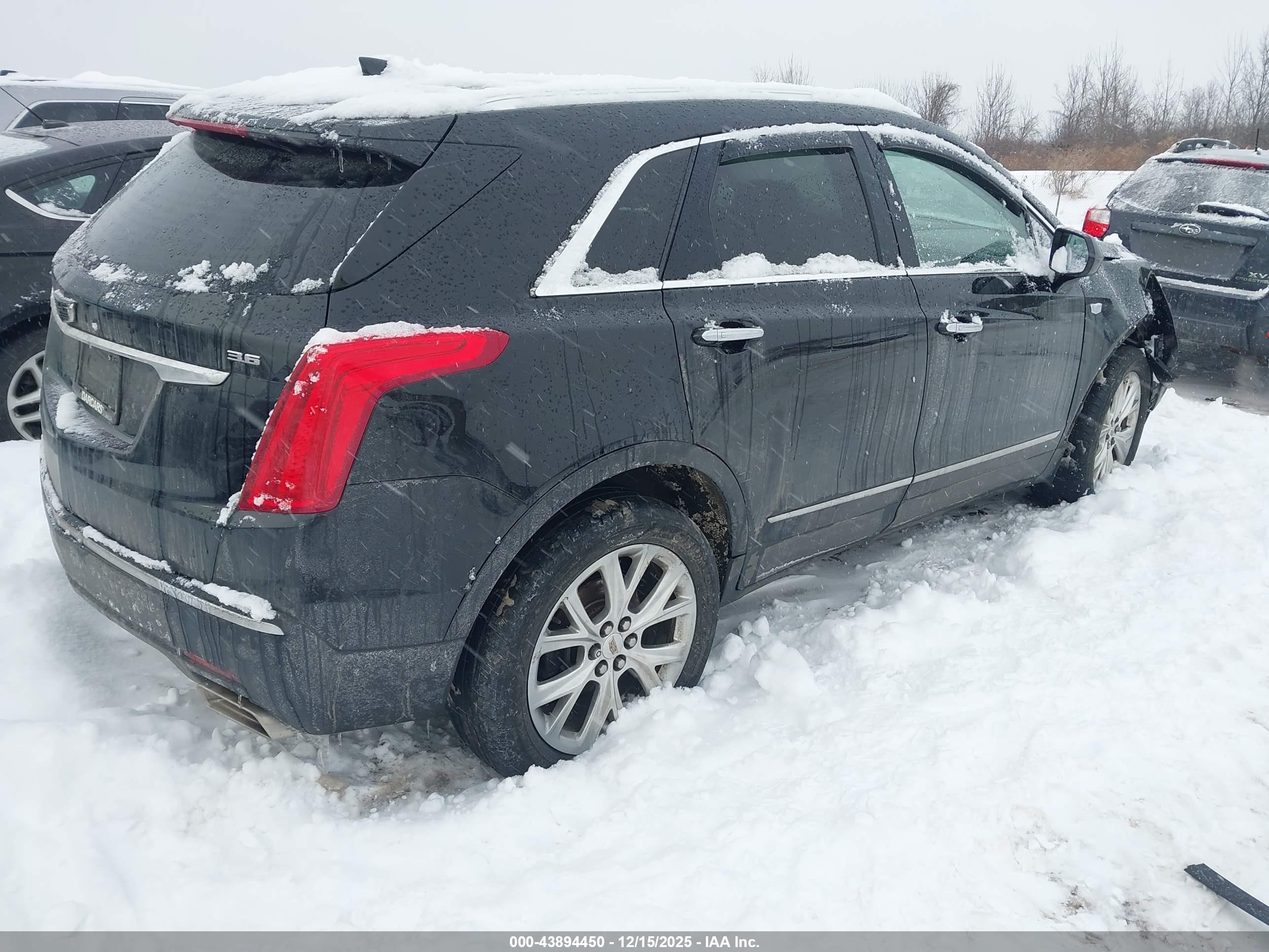 CADILLAC XT5 image 4