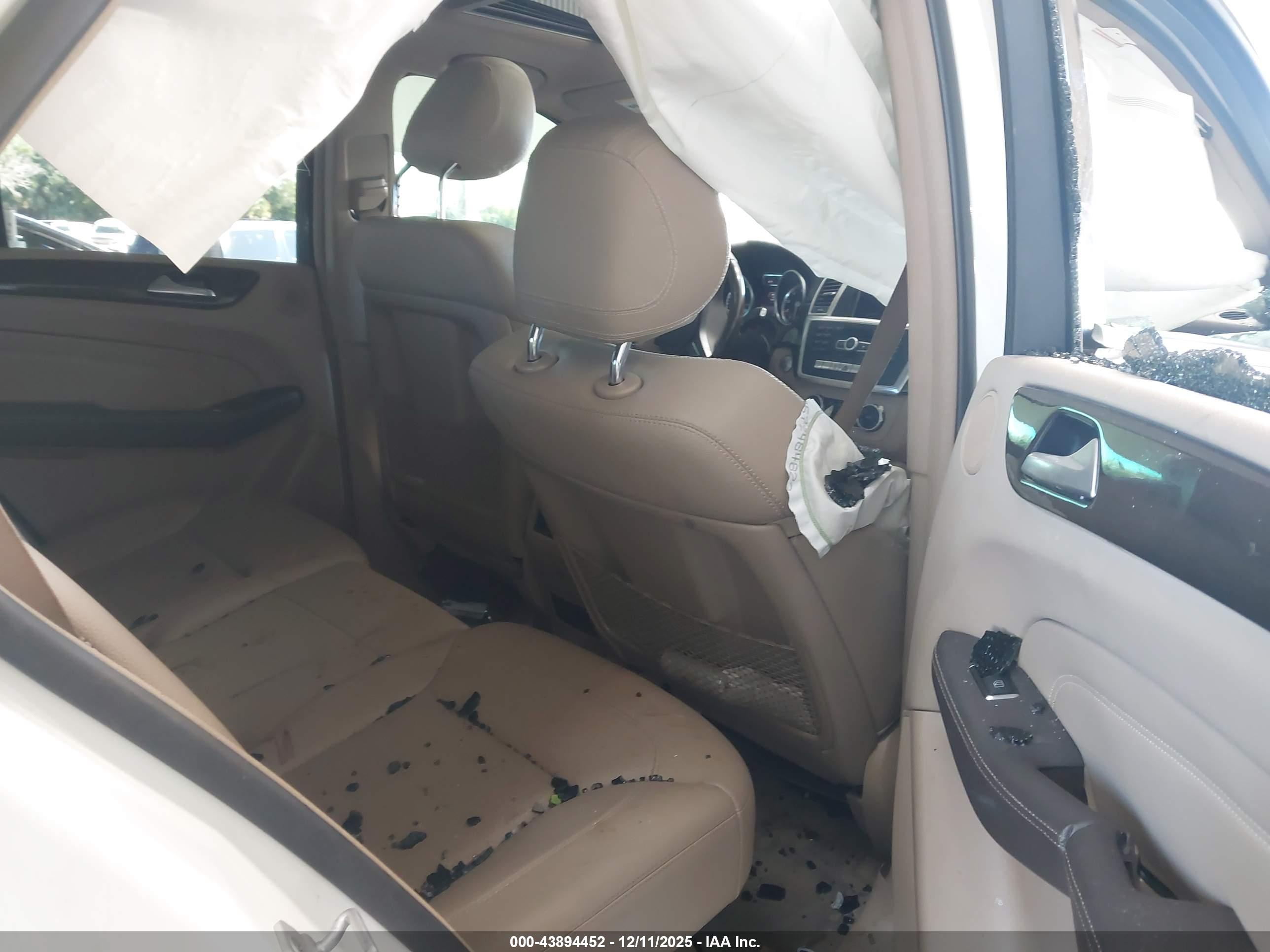 MERCEDES-BENZ ML image 8