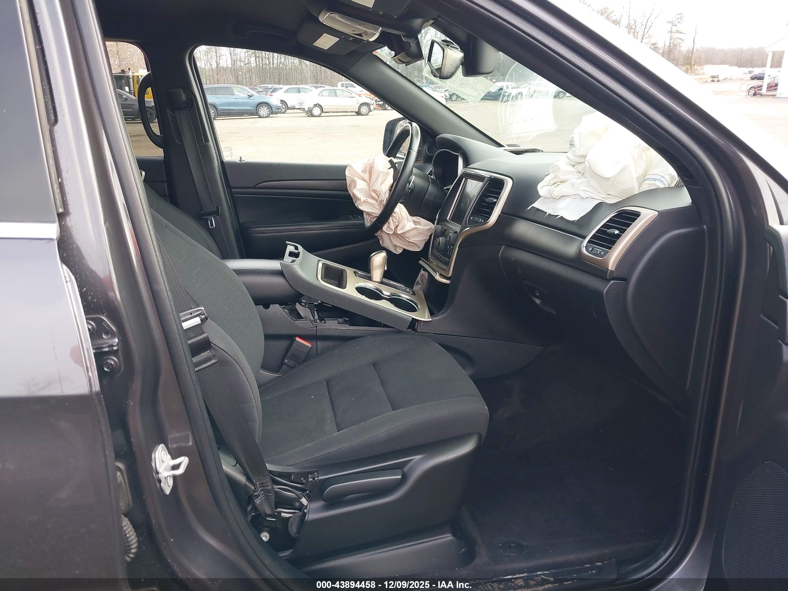 JEEP GRAND image 5