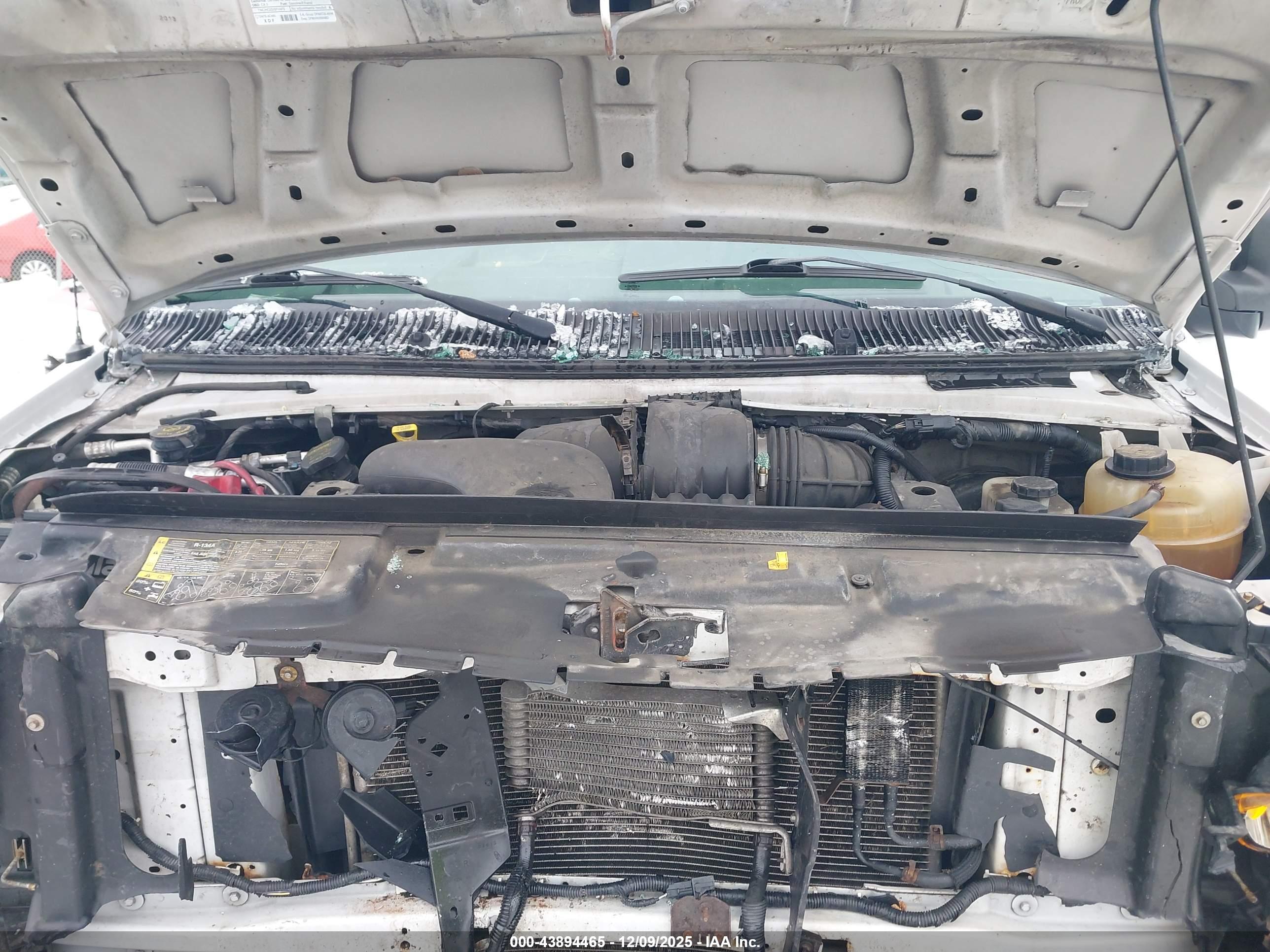 FORD E-250 image 10