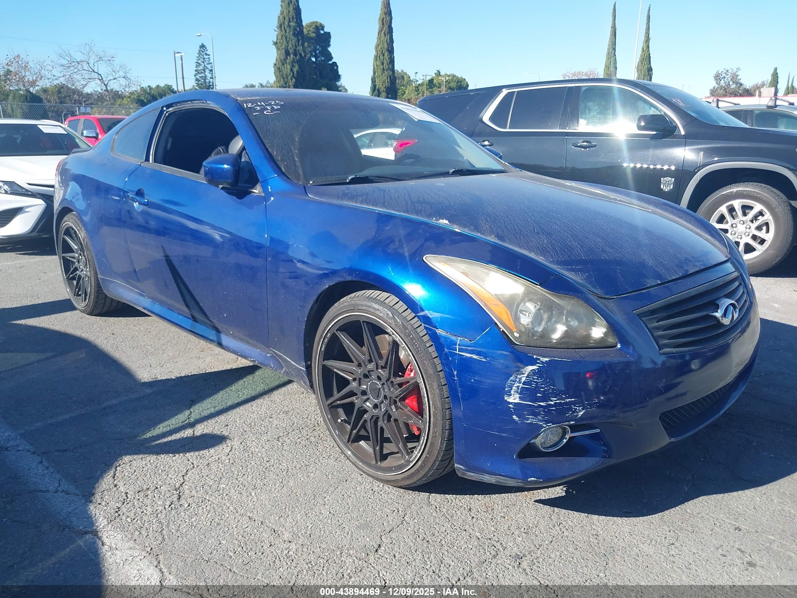 INFINITI G37 image 6