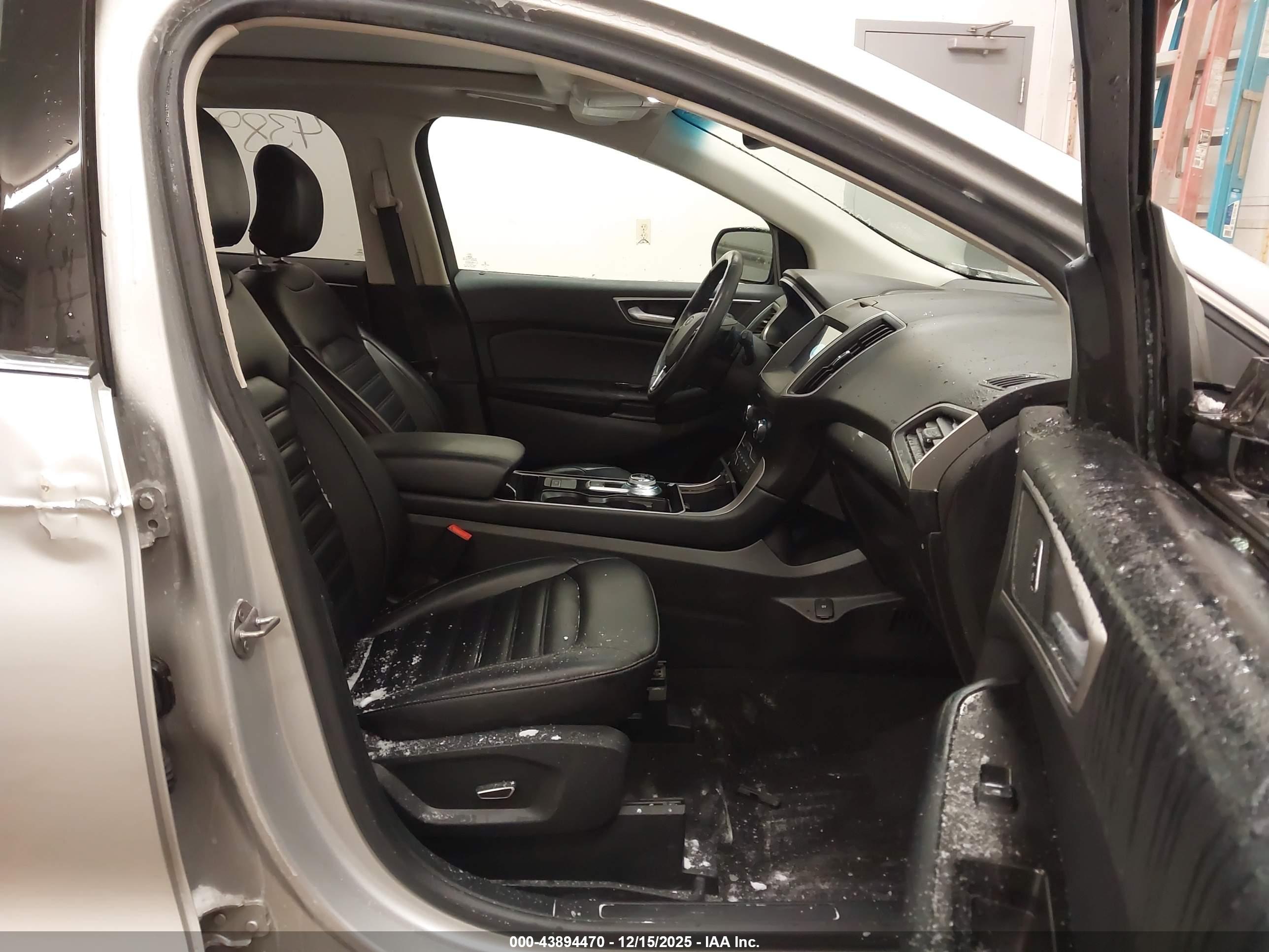 FORD EDGE image 5