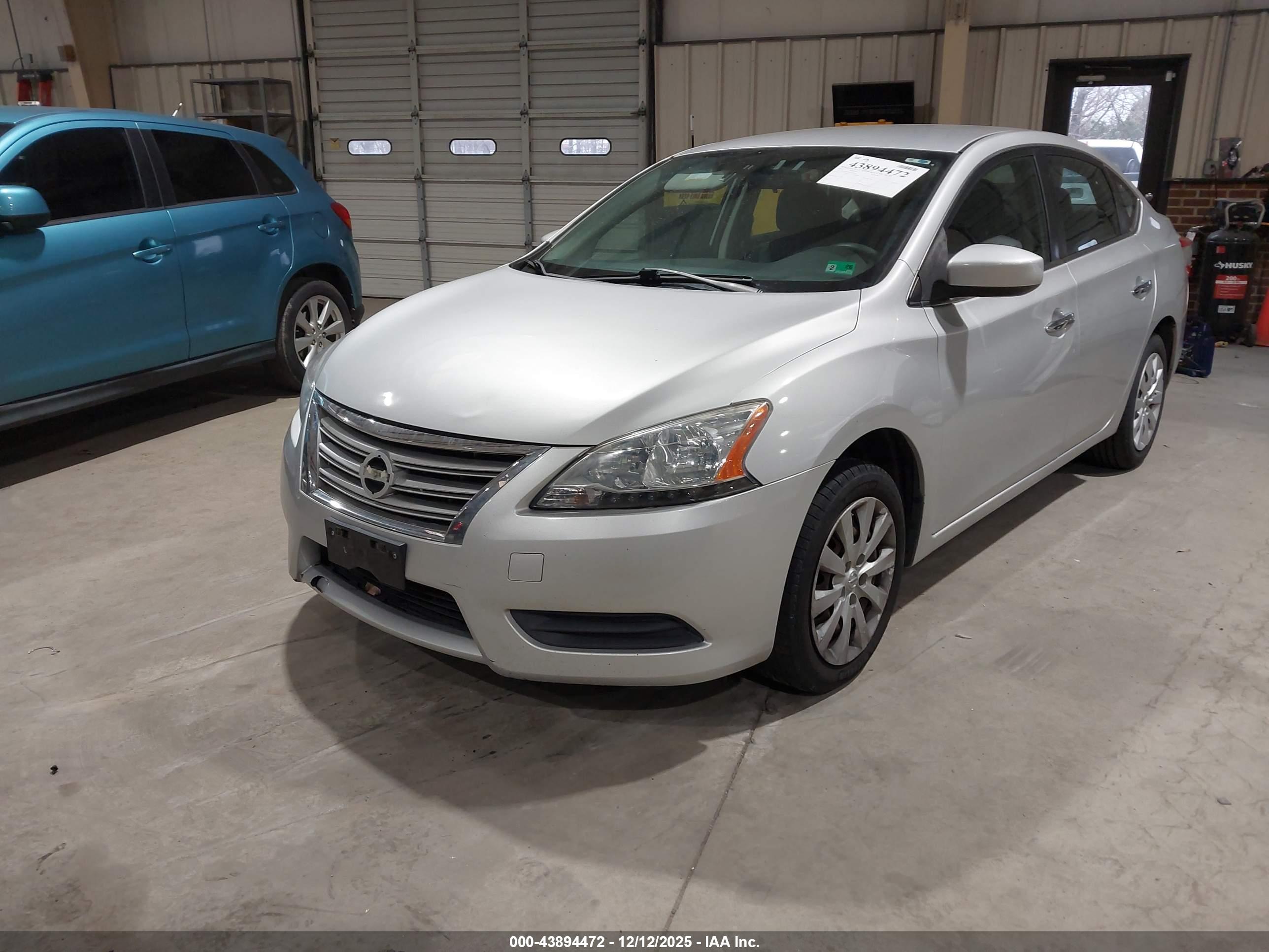 NISSAN SENTRA image 2