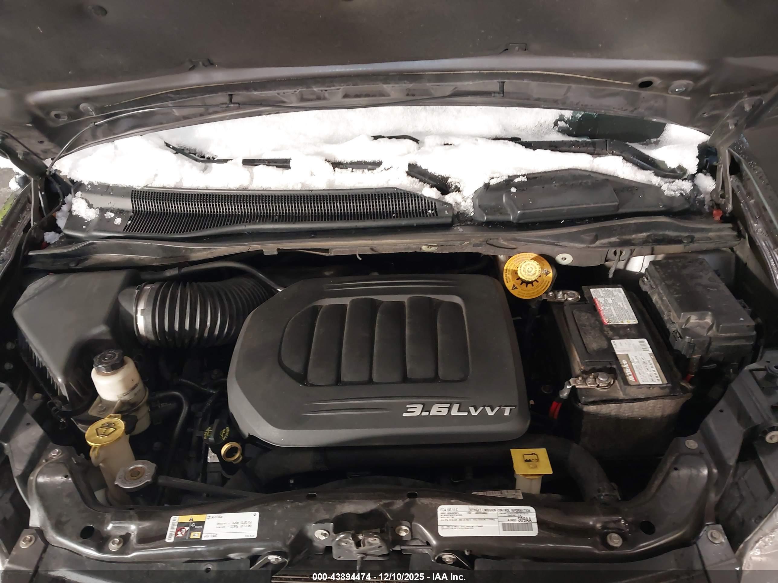 CHRYSLER TOWN image 10