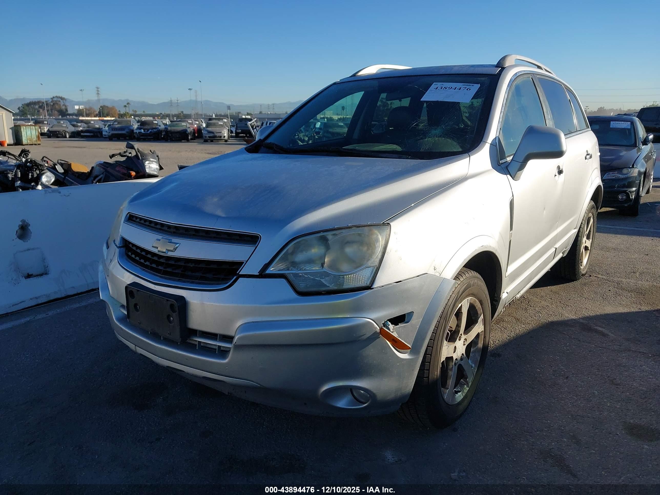 CHEVROLET CAPTIVA image 2