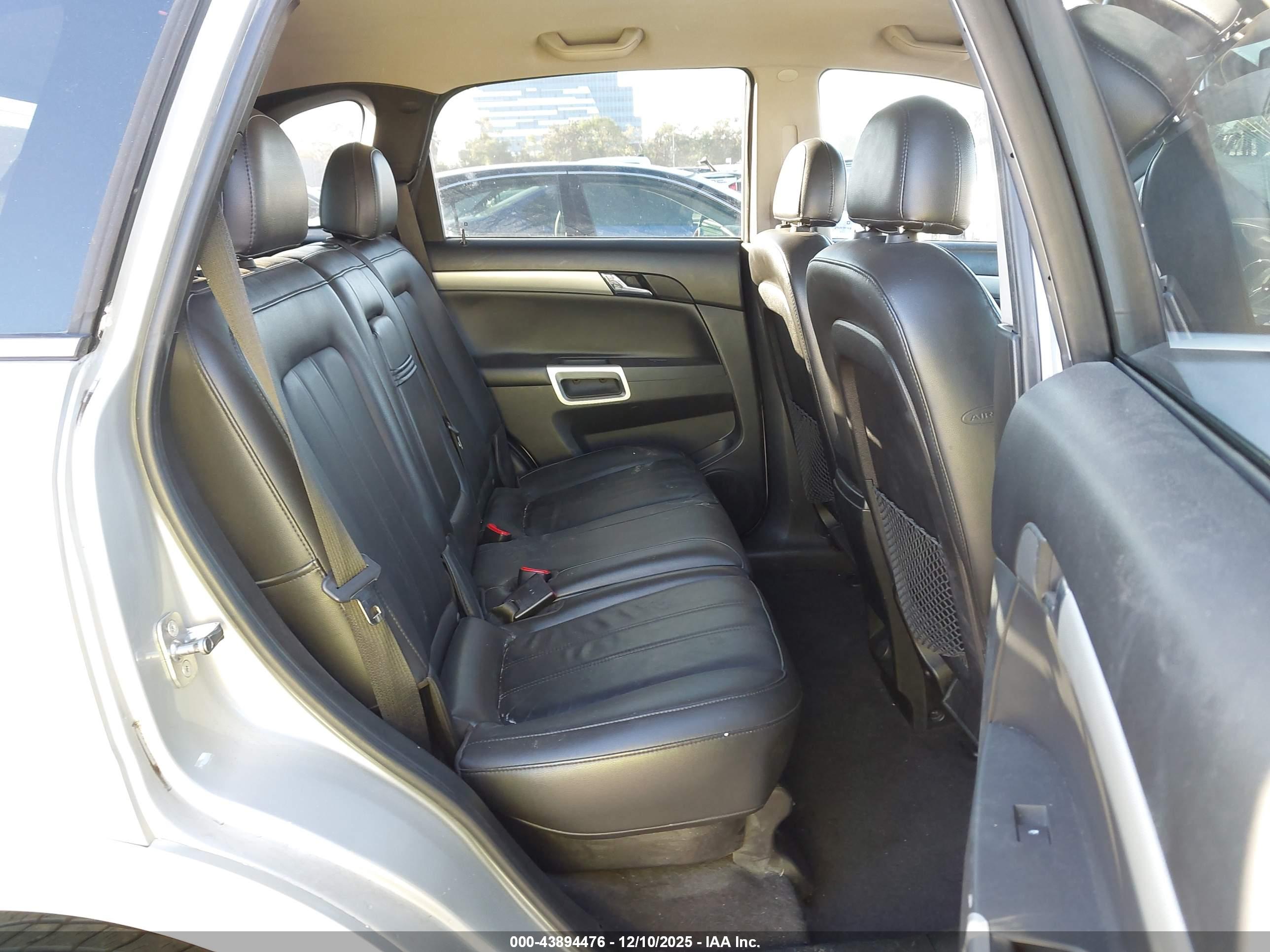 CHEVROLET CAPTIVA image 8