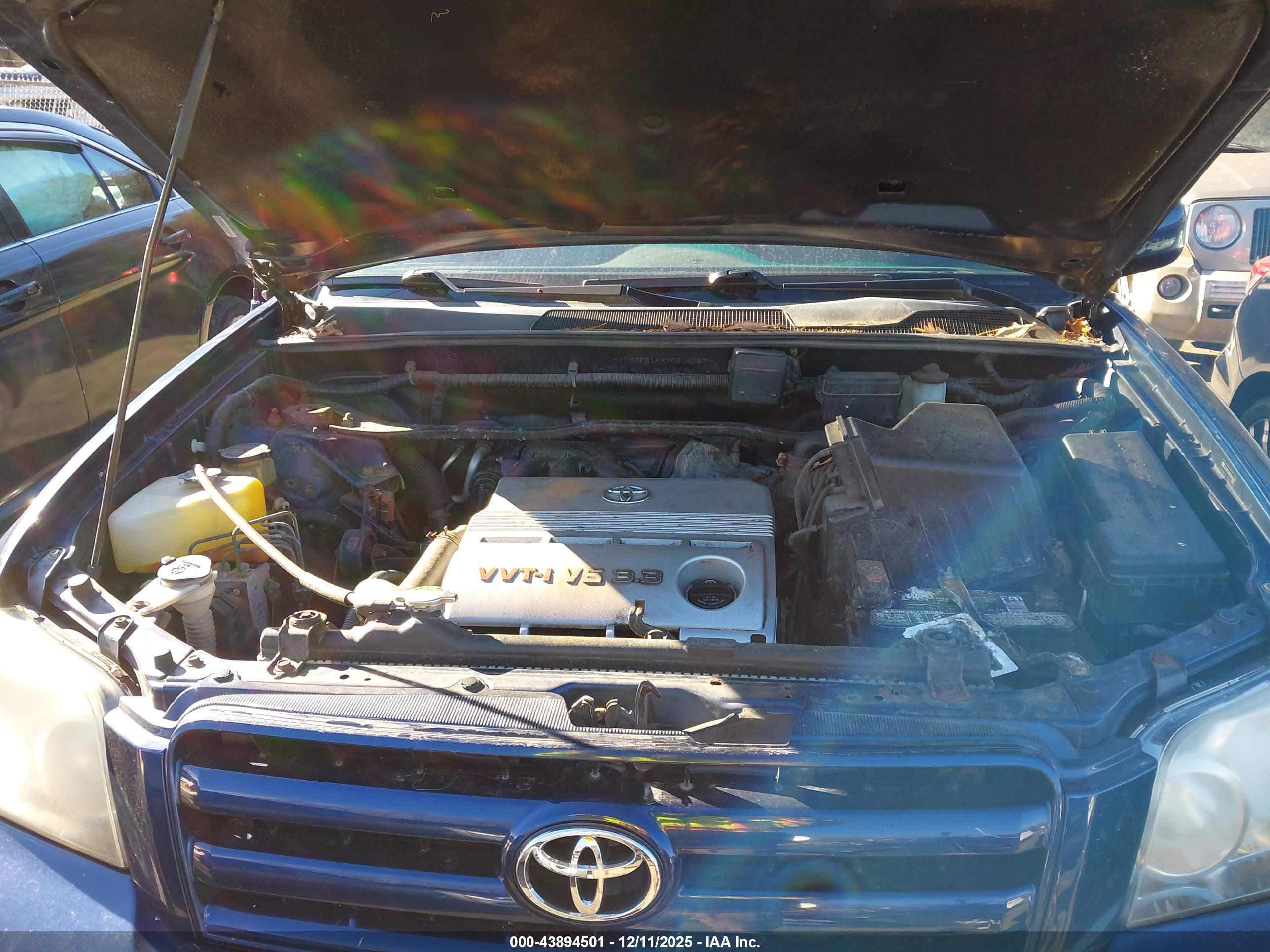 TOYOTA HIGHLANDER image 10