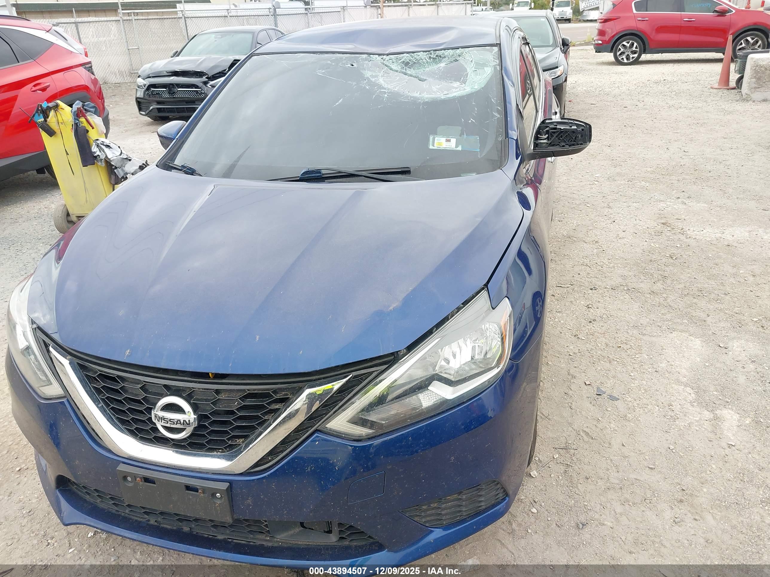 NISSAN SENTRA image 6