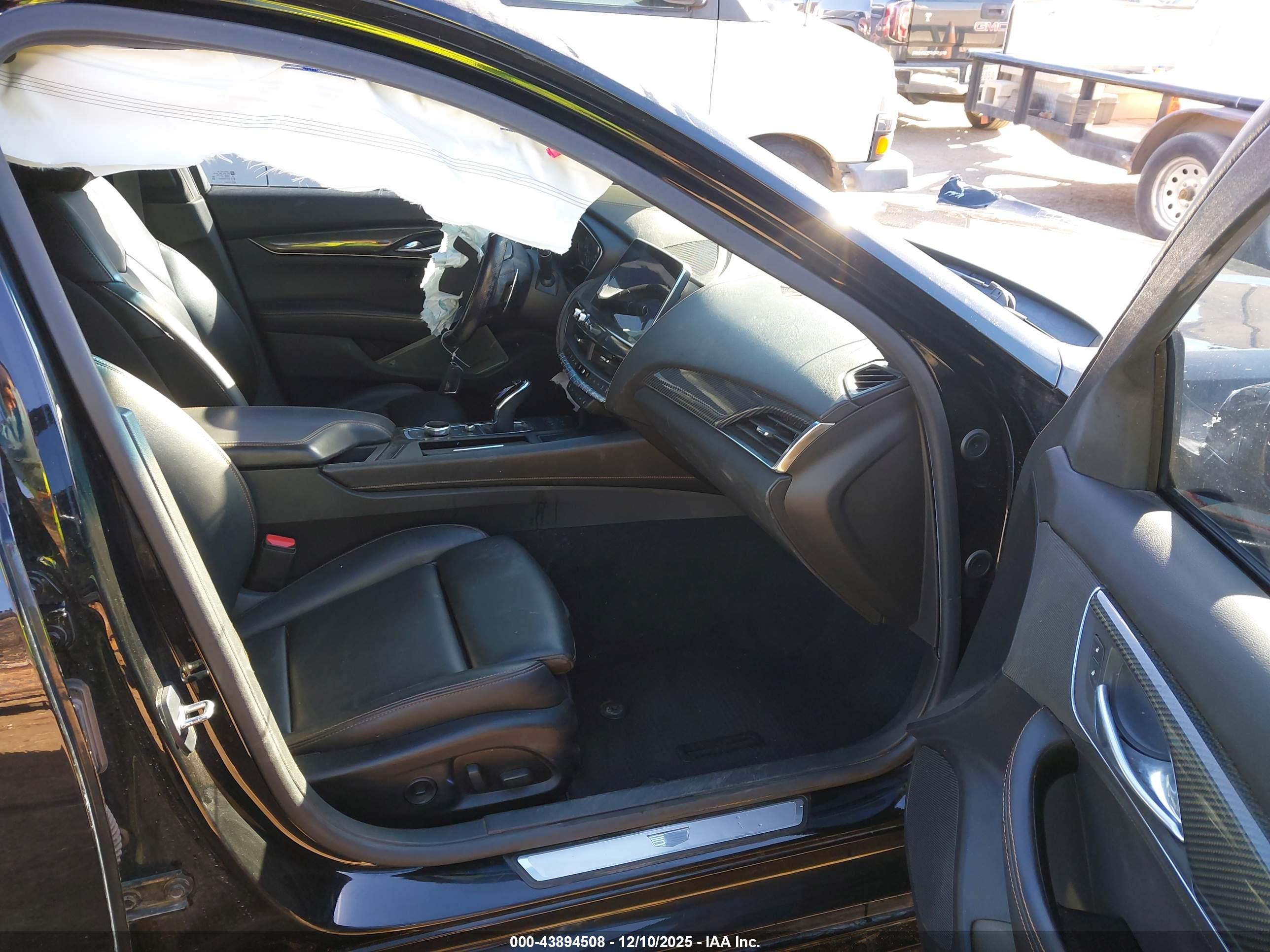 CADILLAC CT5 image 5
