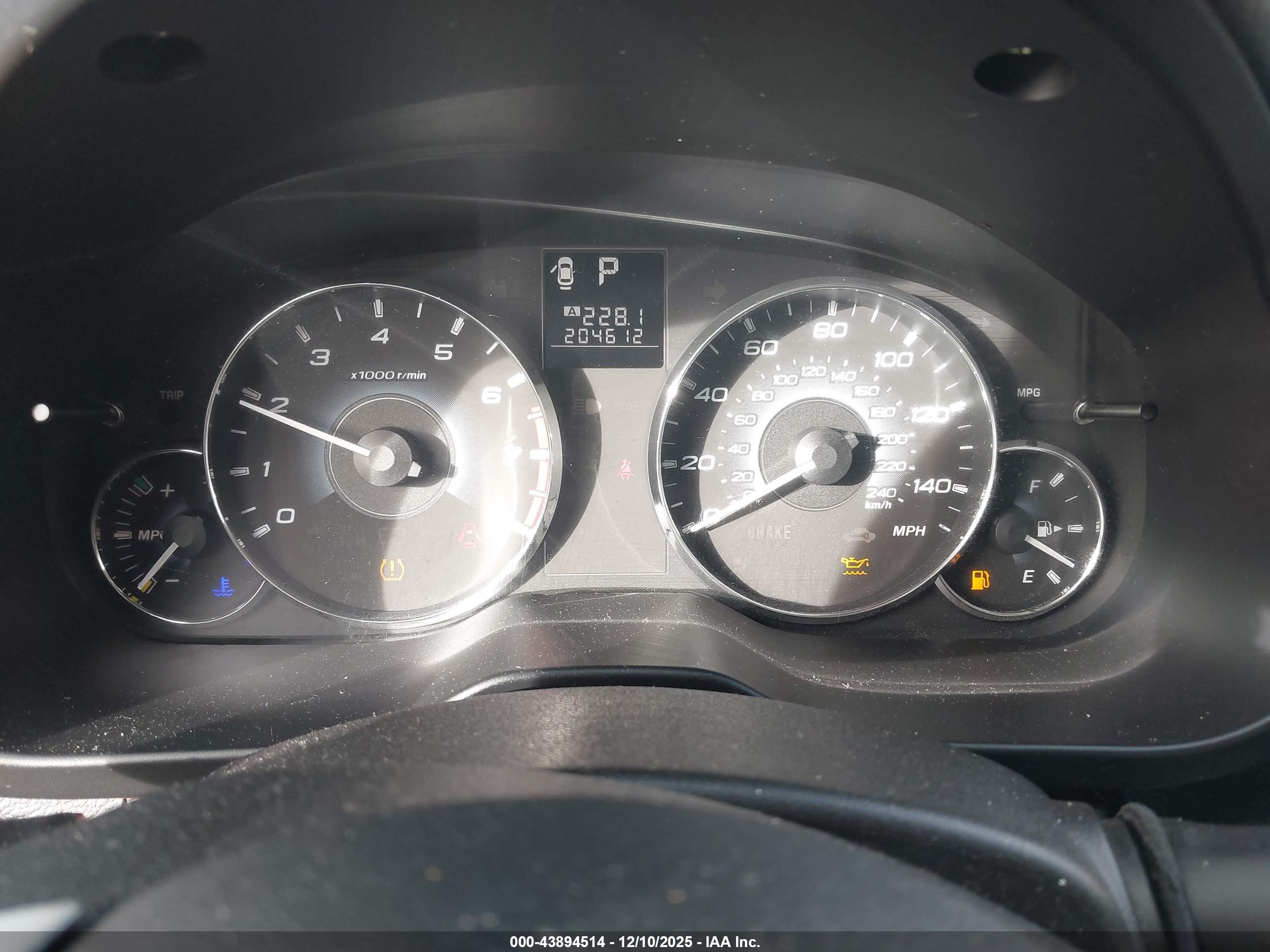 SUBARU LEGACY image 7