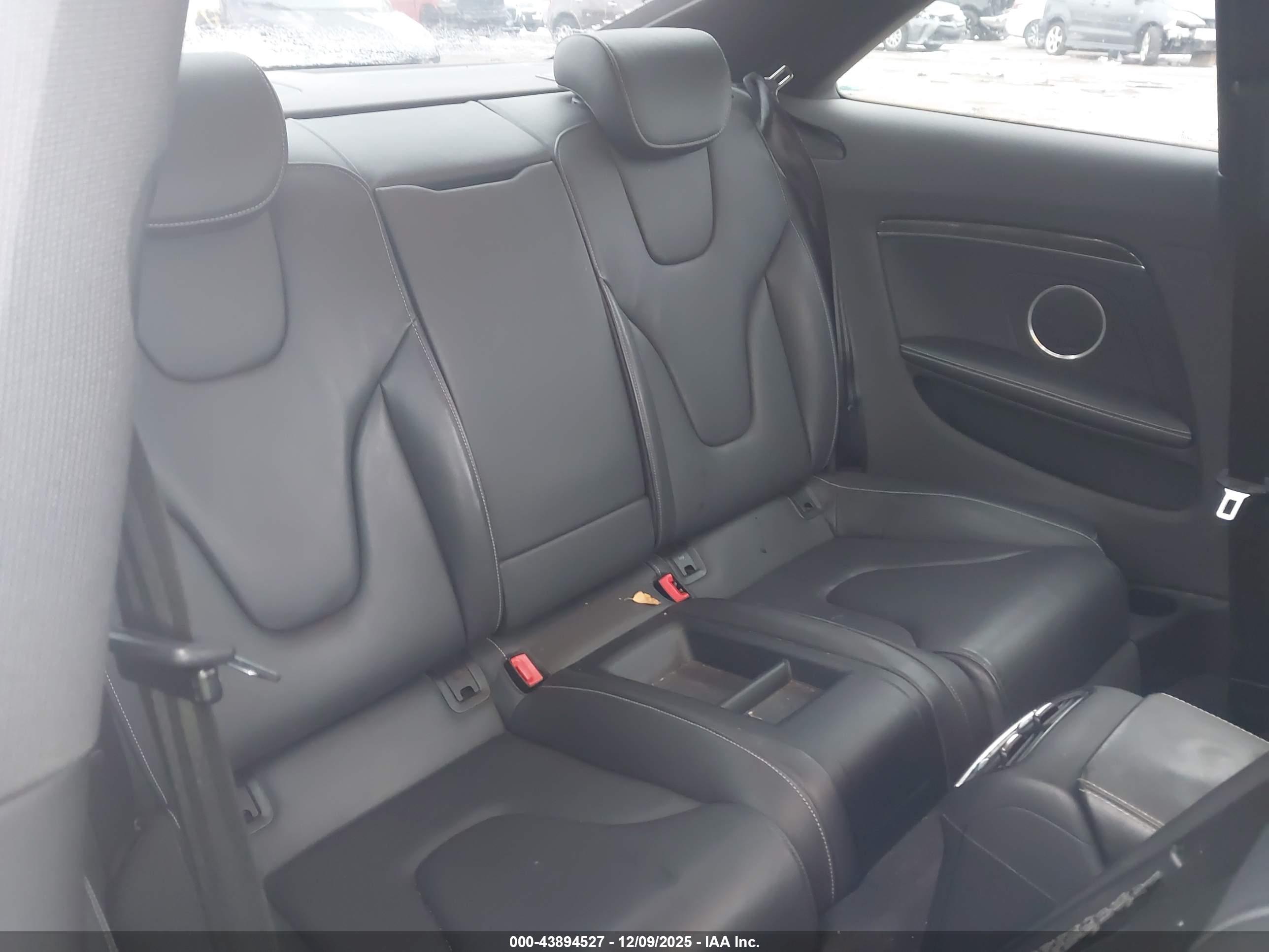 AUDI S5 image 8