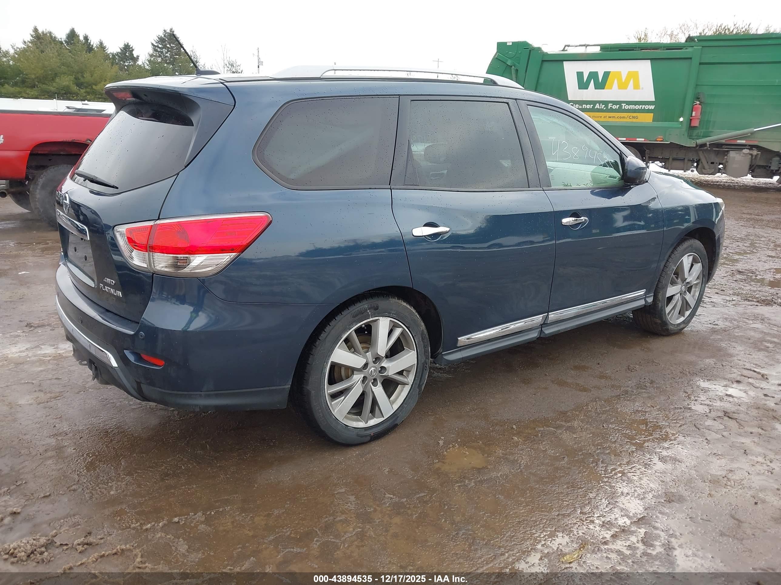 NISSAN PATHFINDER image 4