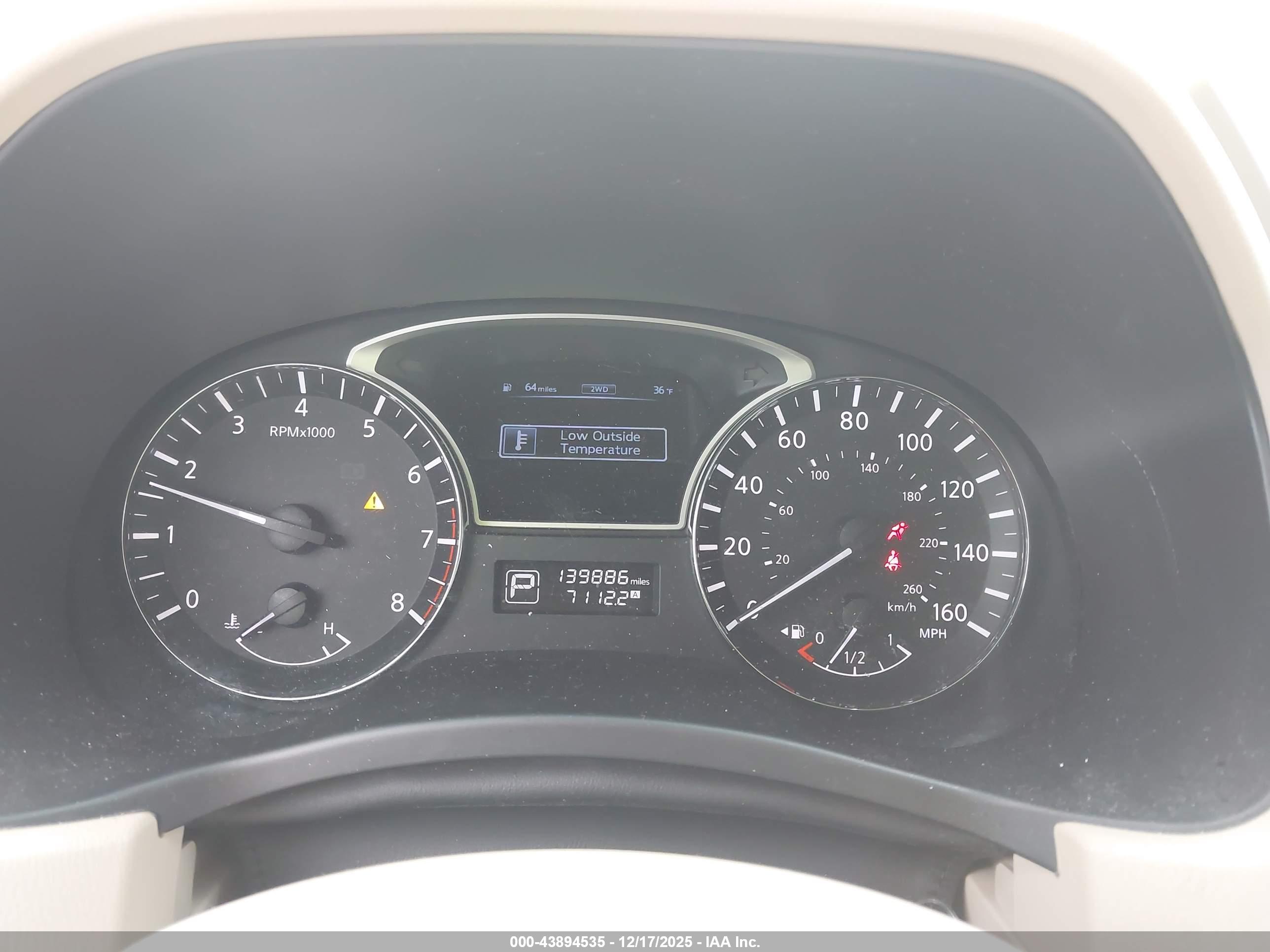 NISSAN PATHFINDER image 7