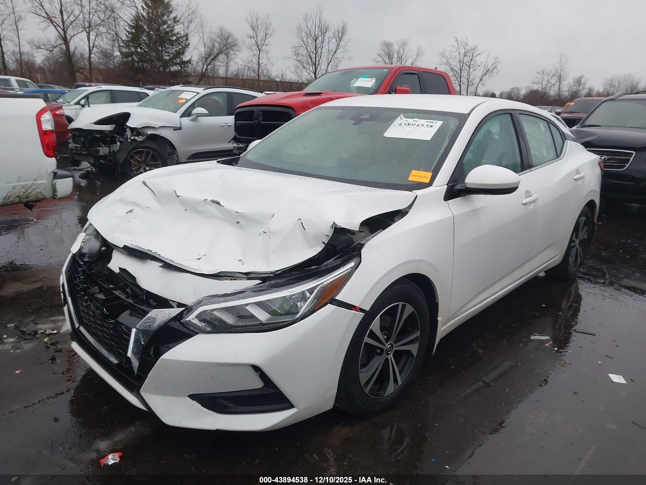 NISSAN SENTRA image 2