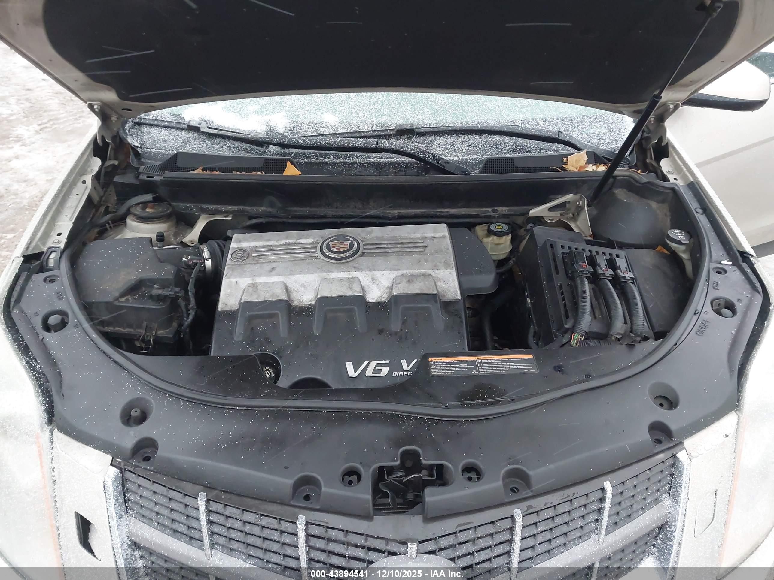 CADILLAC SRX image 10