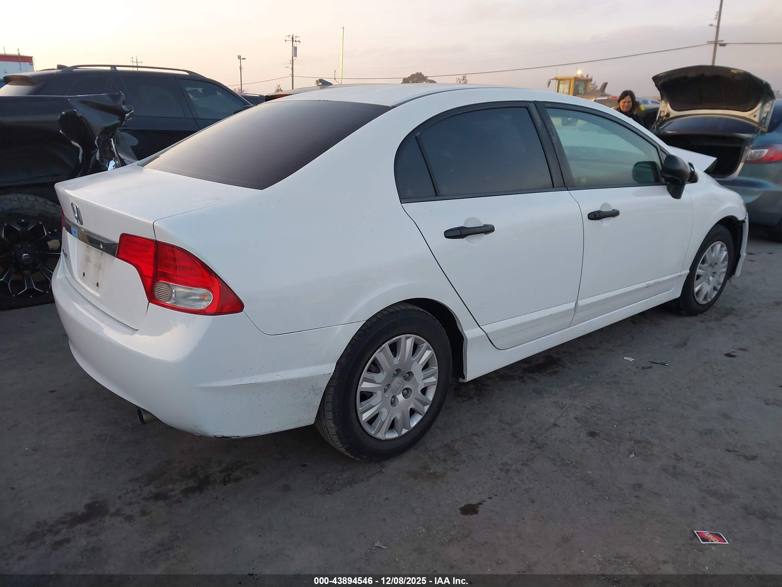 HONDA CIVIC image 4