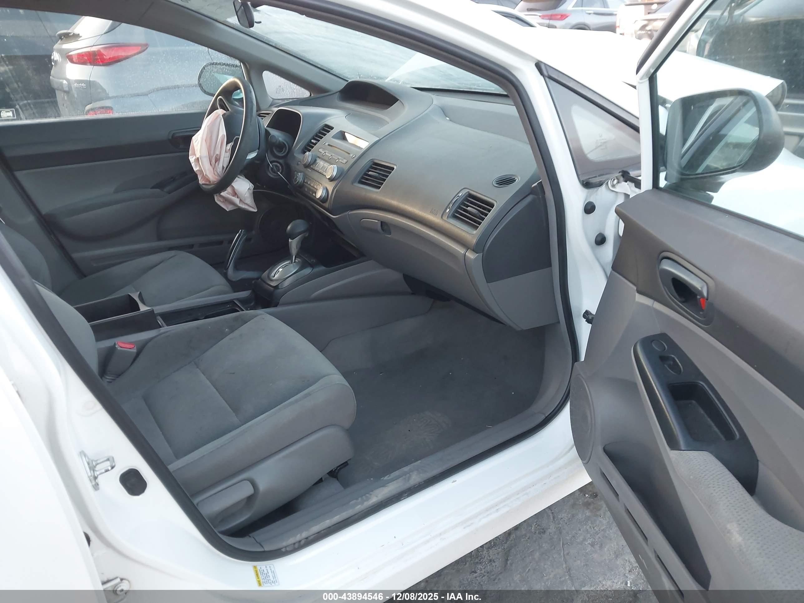 HONDA CIVIC image 5