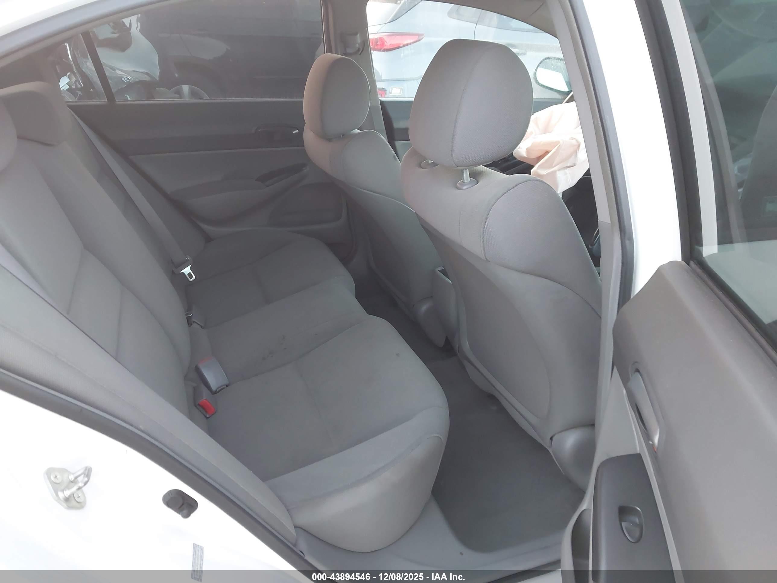 HONDA CIVIC image 8