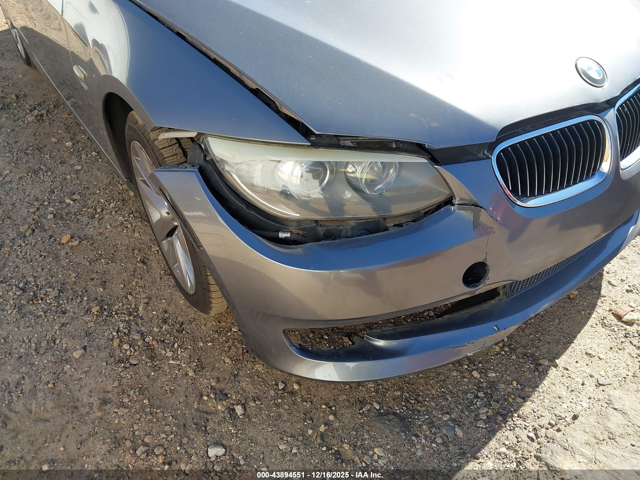 BMW 328I image 6