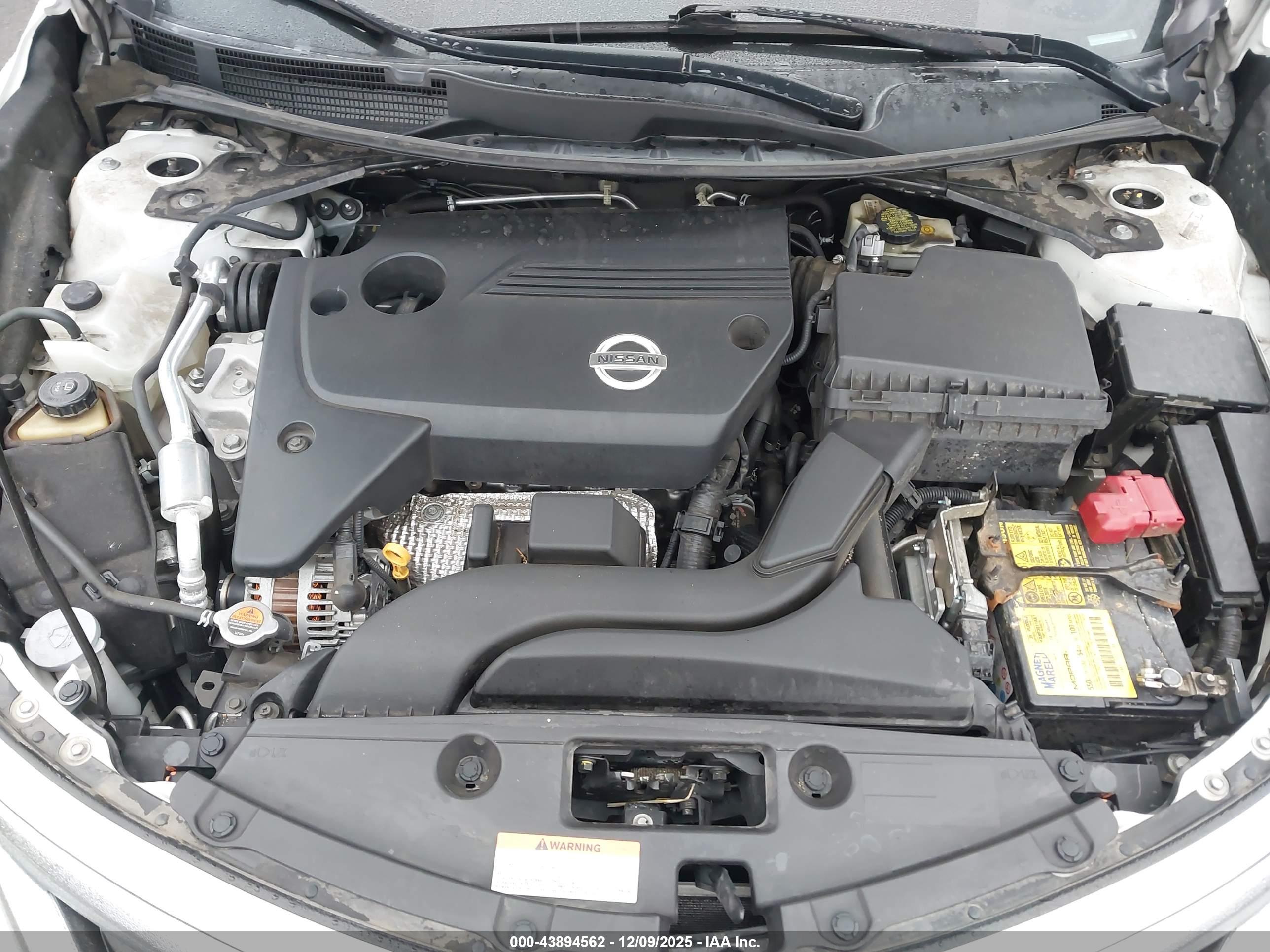 NISSAN ALTIMA image 10