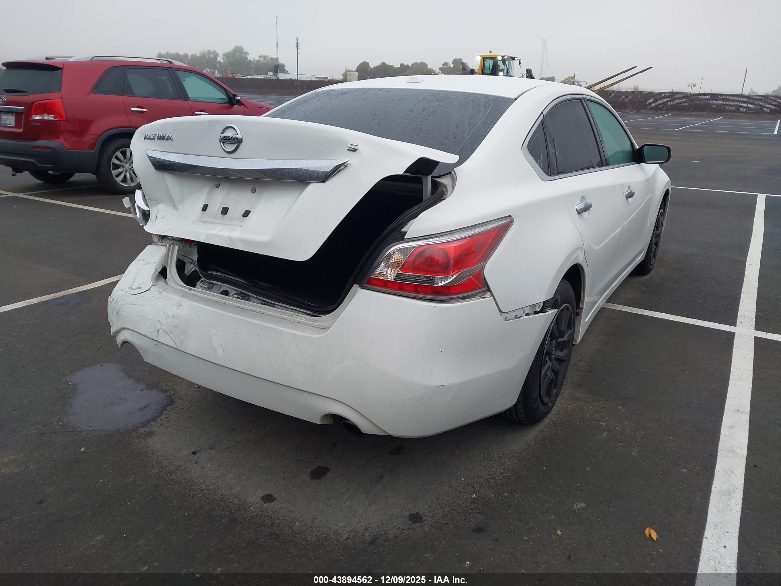 NISSAN ALTIMA image 4