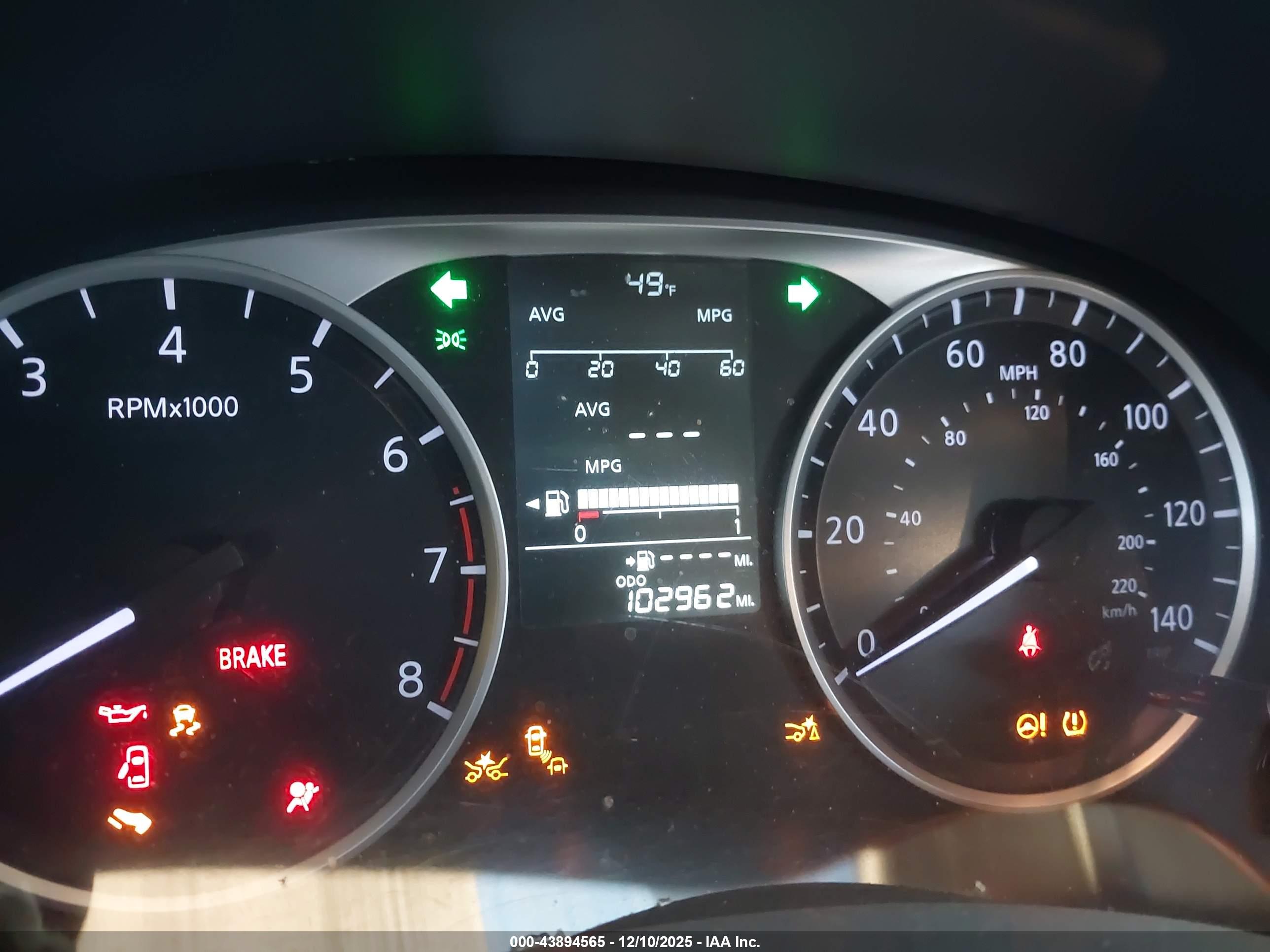 NISSAN KICKS image 7