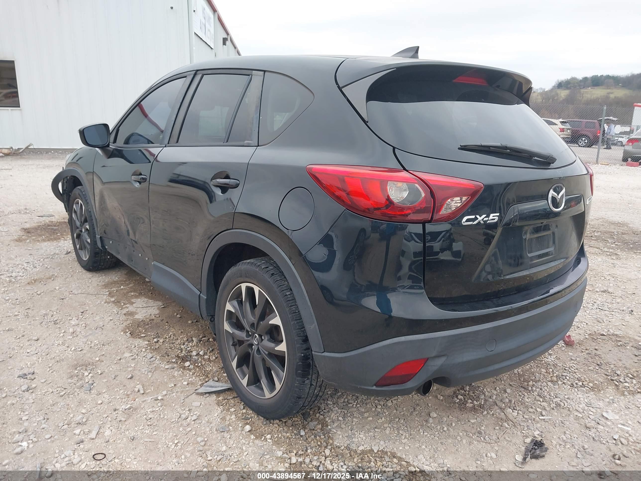 MAZDA CX-5 image 3