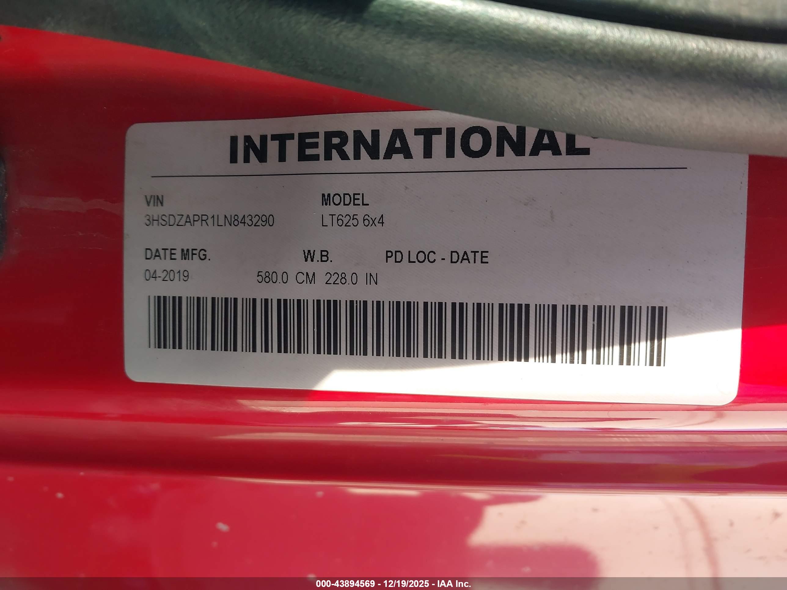 INTERNATIONAL LT image 9