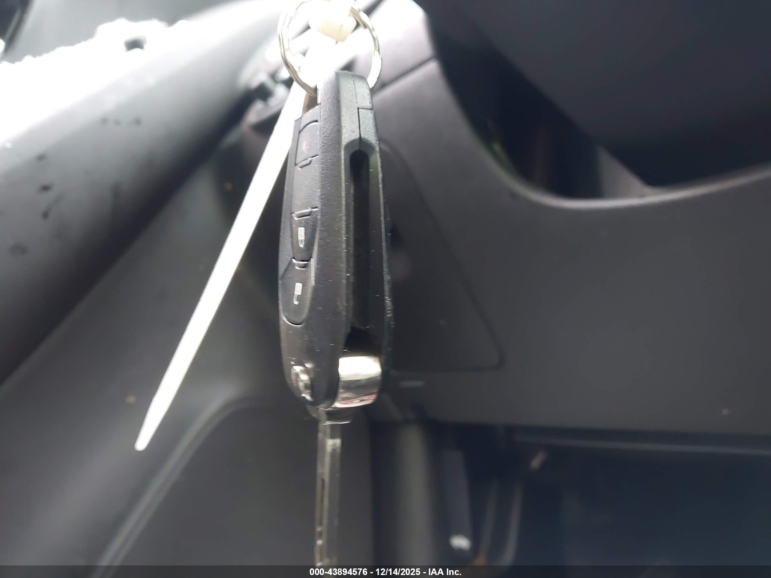 CHEVROLET TRAX image 11