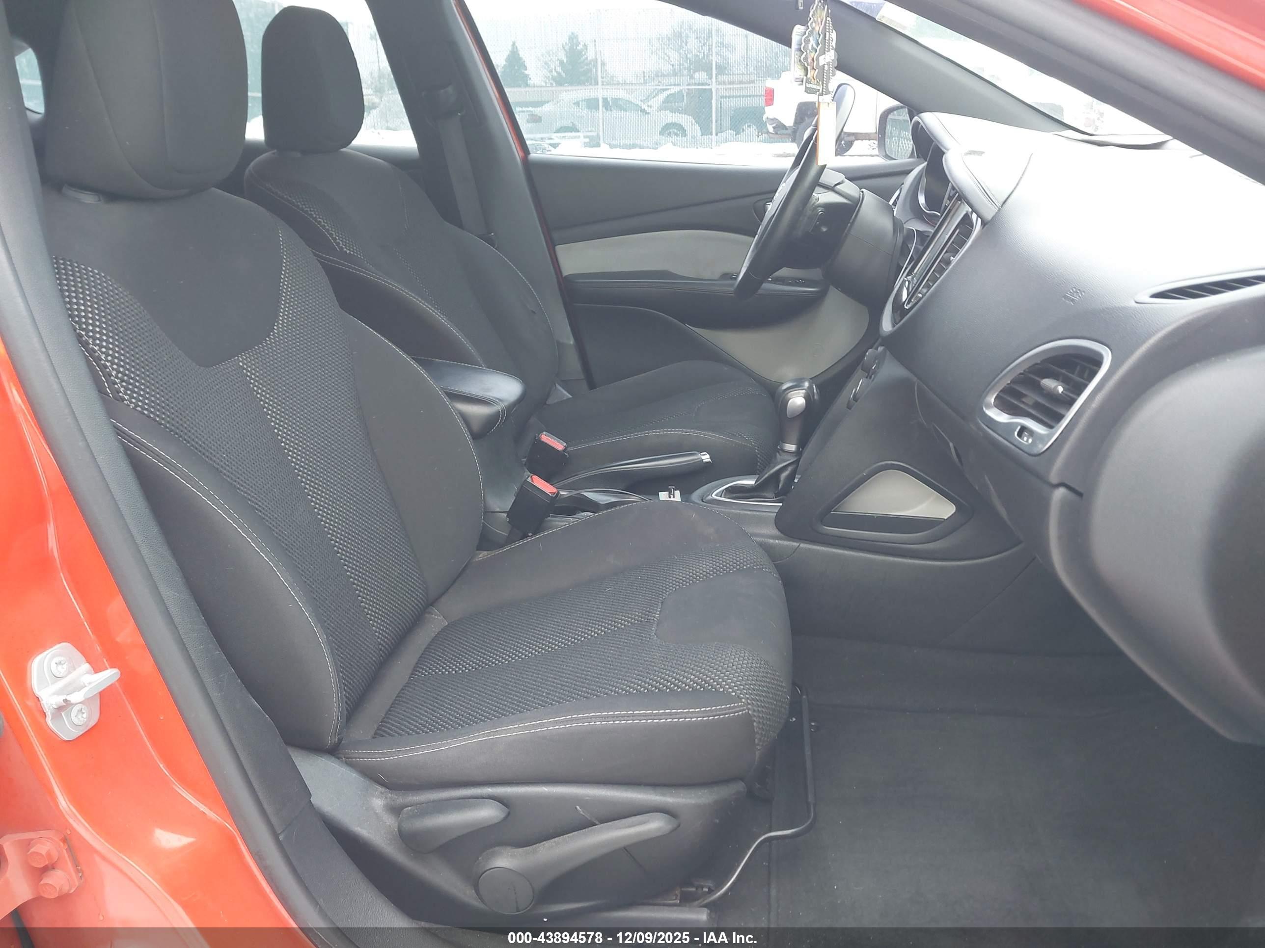 DODGE DART image 5