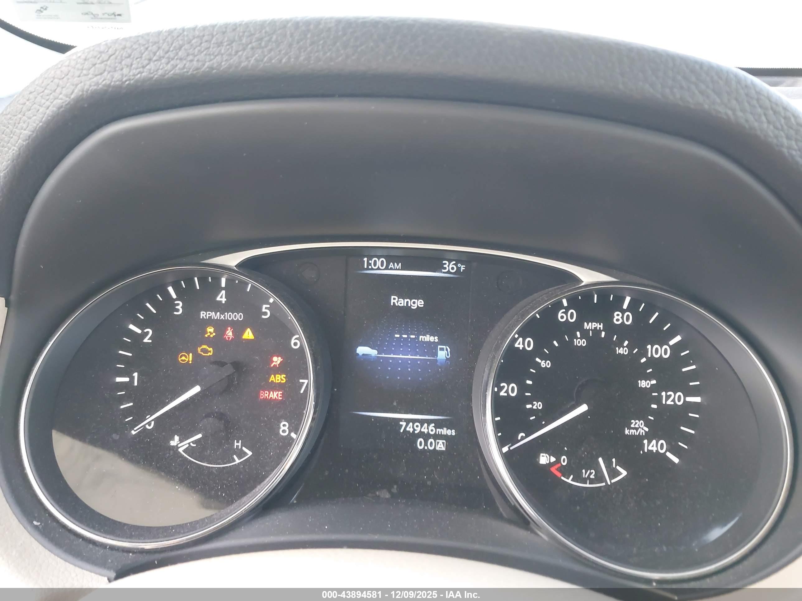 NISSAN ROGUE image 7