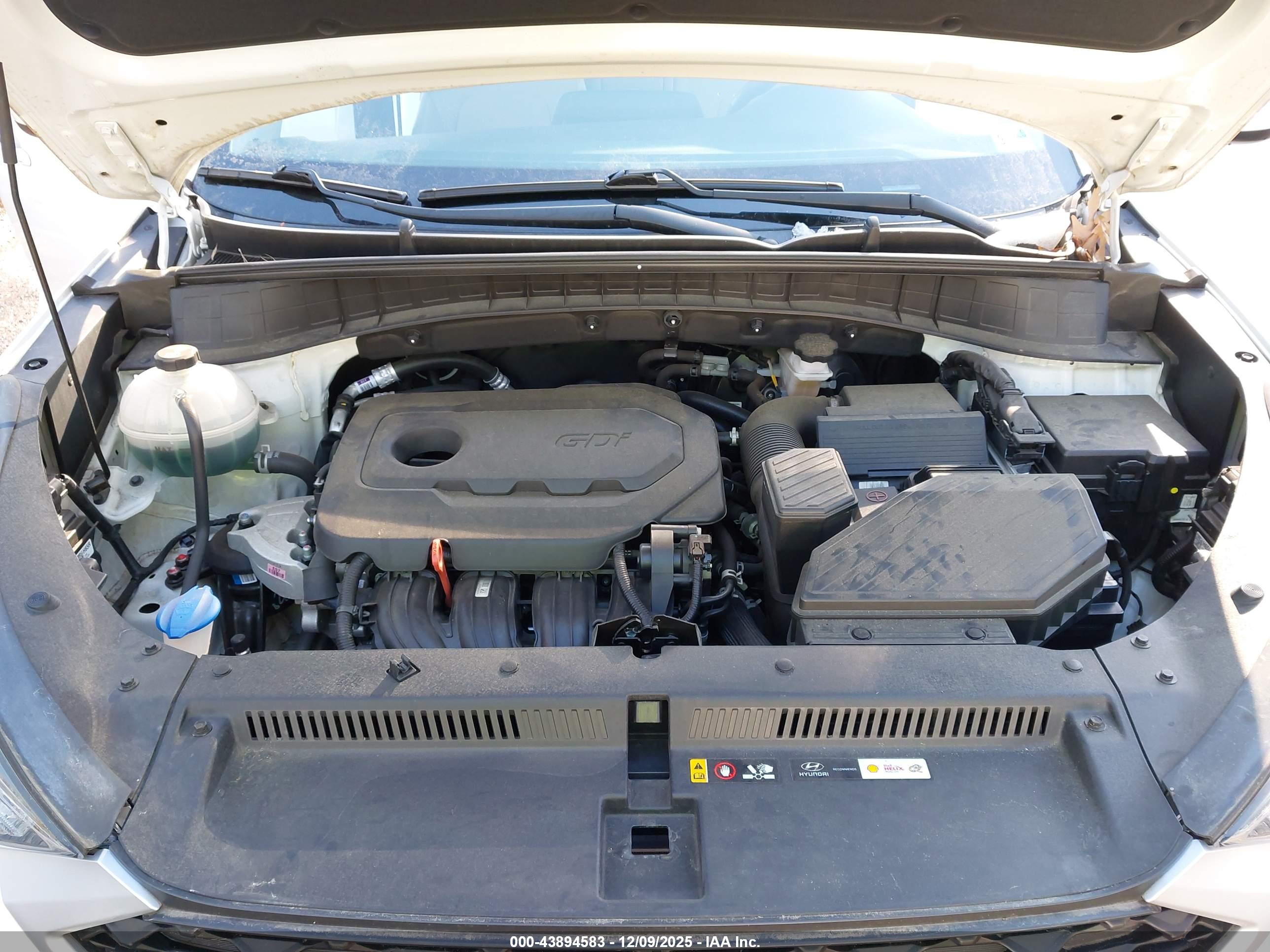 HYUNDAI TUCSON image 10