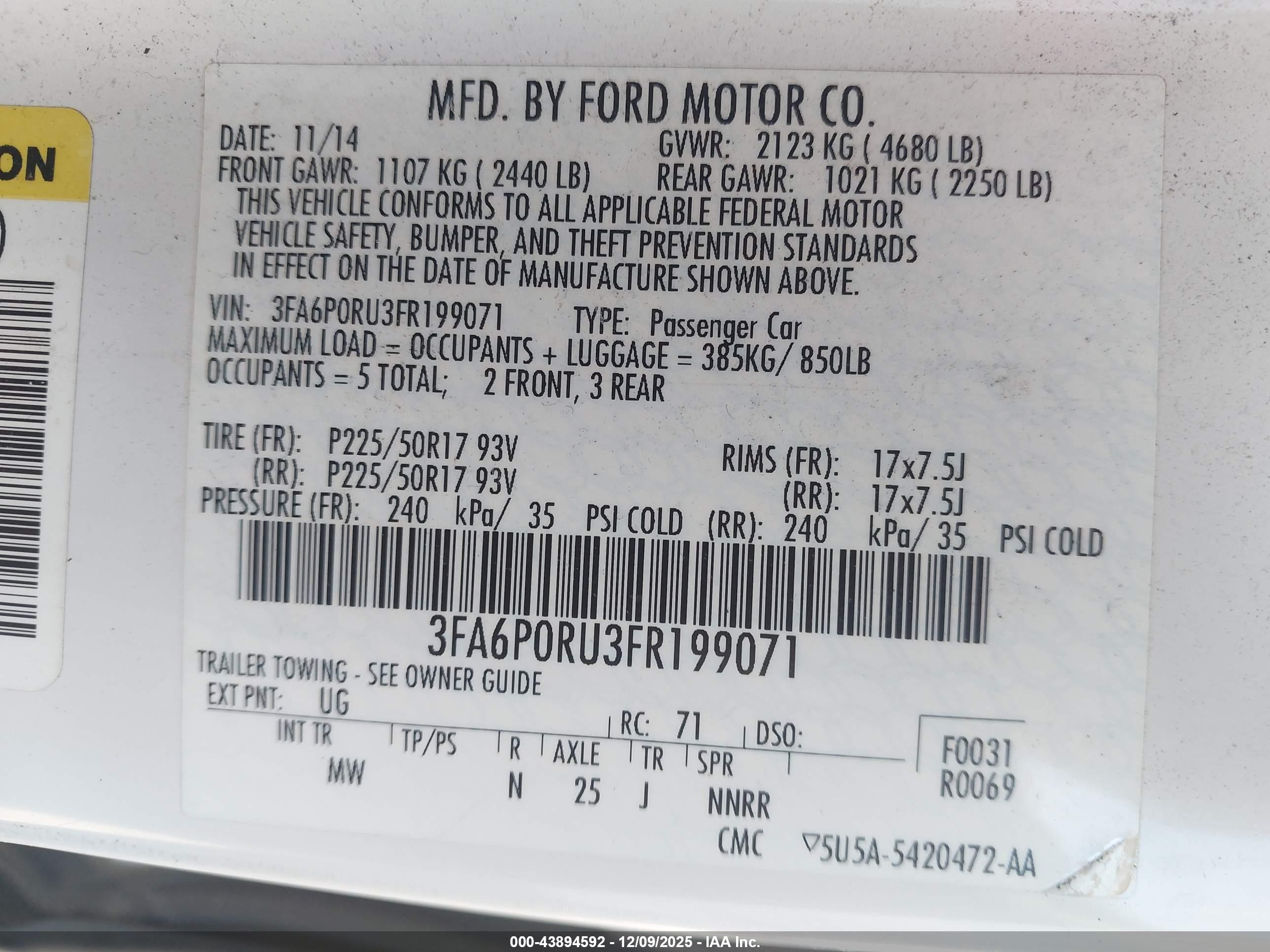 FORD FUSION image 9