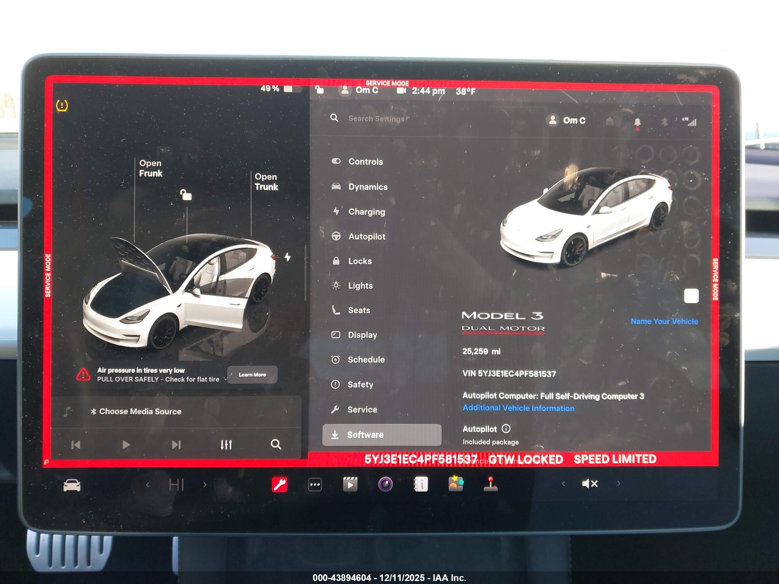 TESLA MODEL image 7