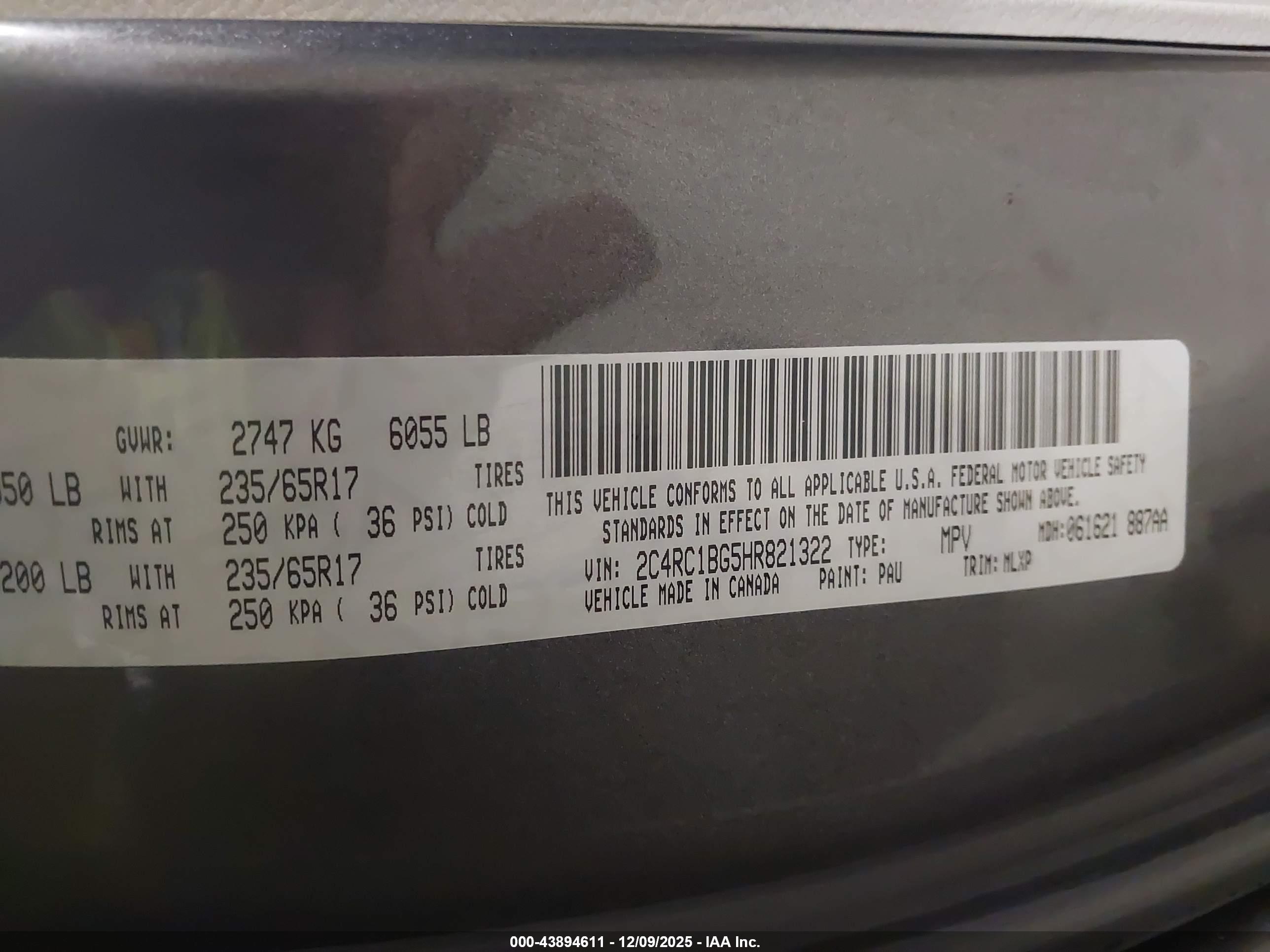 CHRYSLER PACIFICA image 9