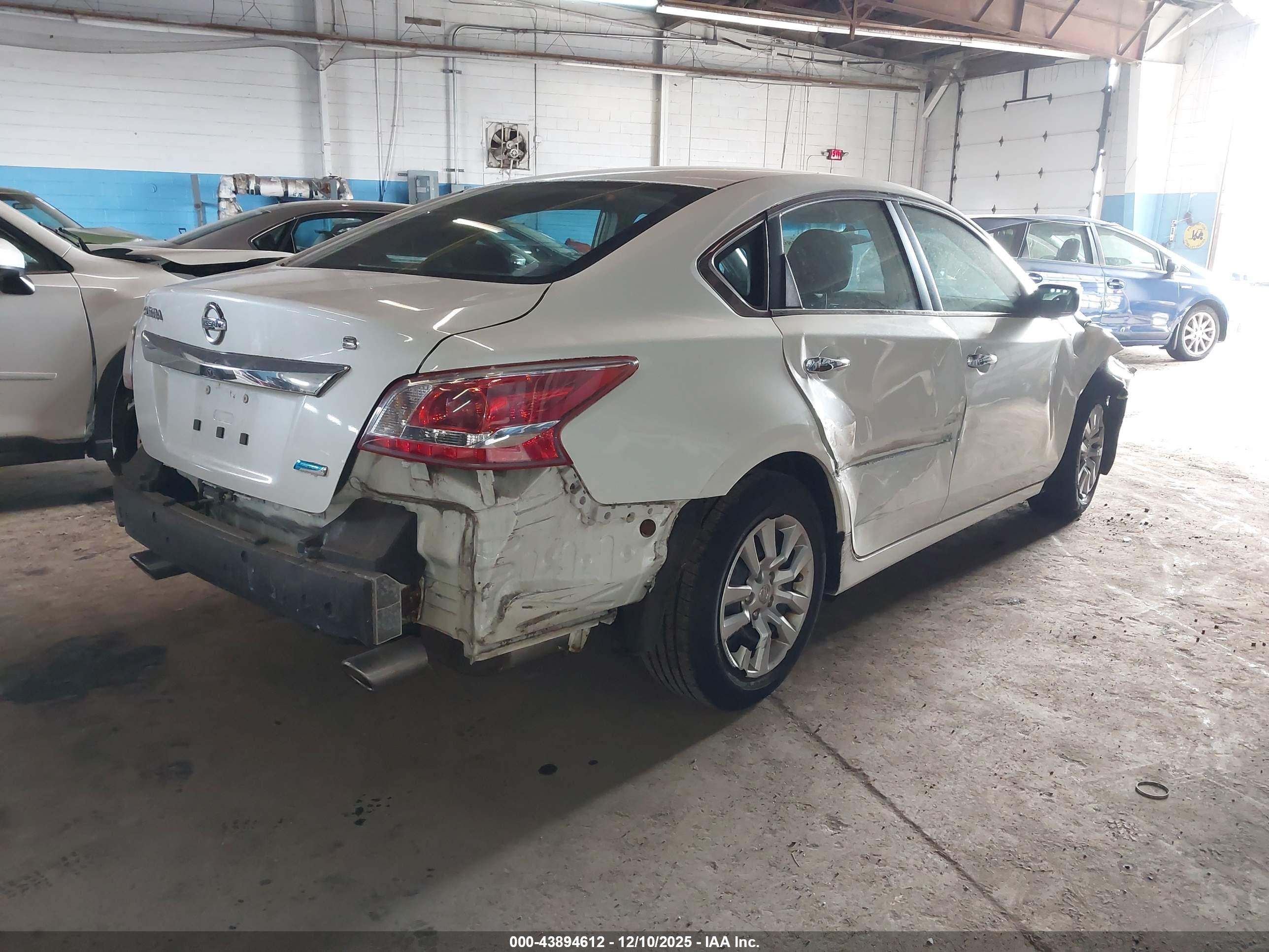 NISSAN ALTIMA image 4