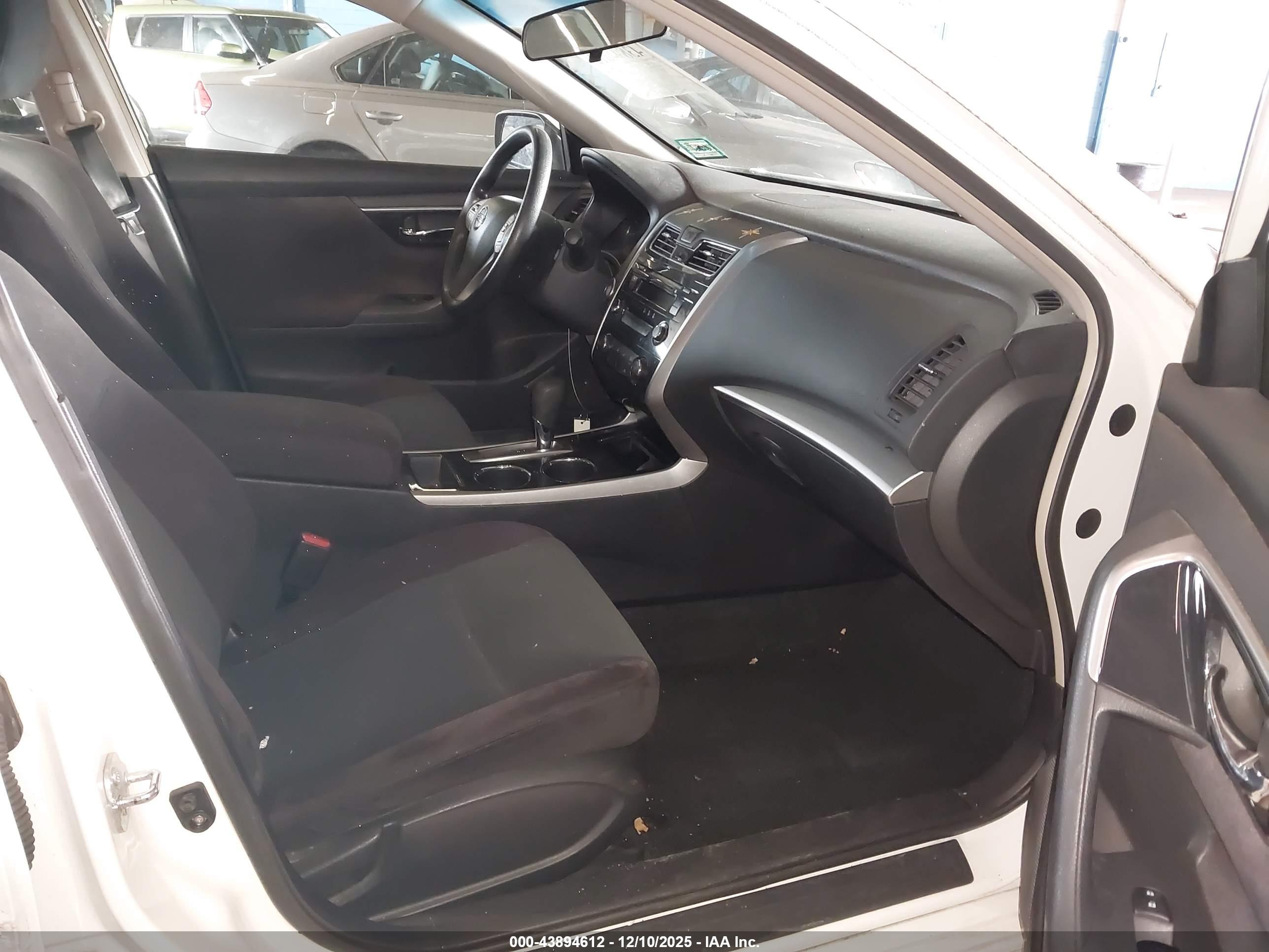 NISSAN ALTIMA image 5