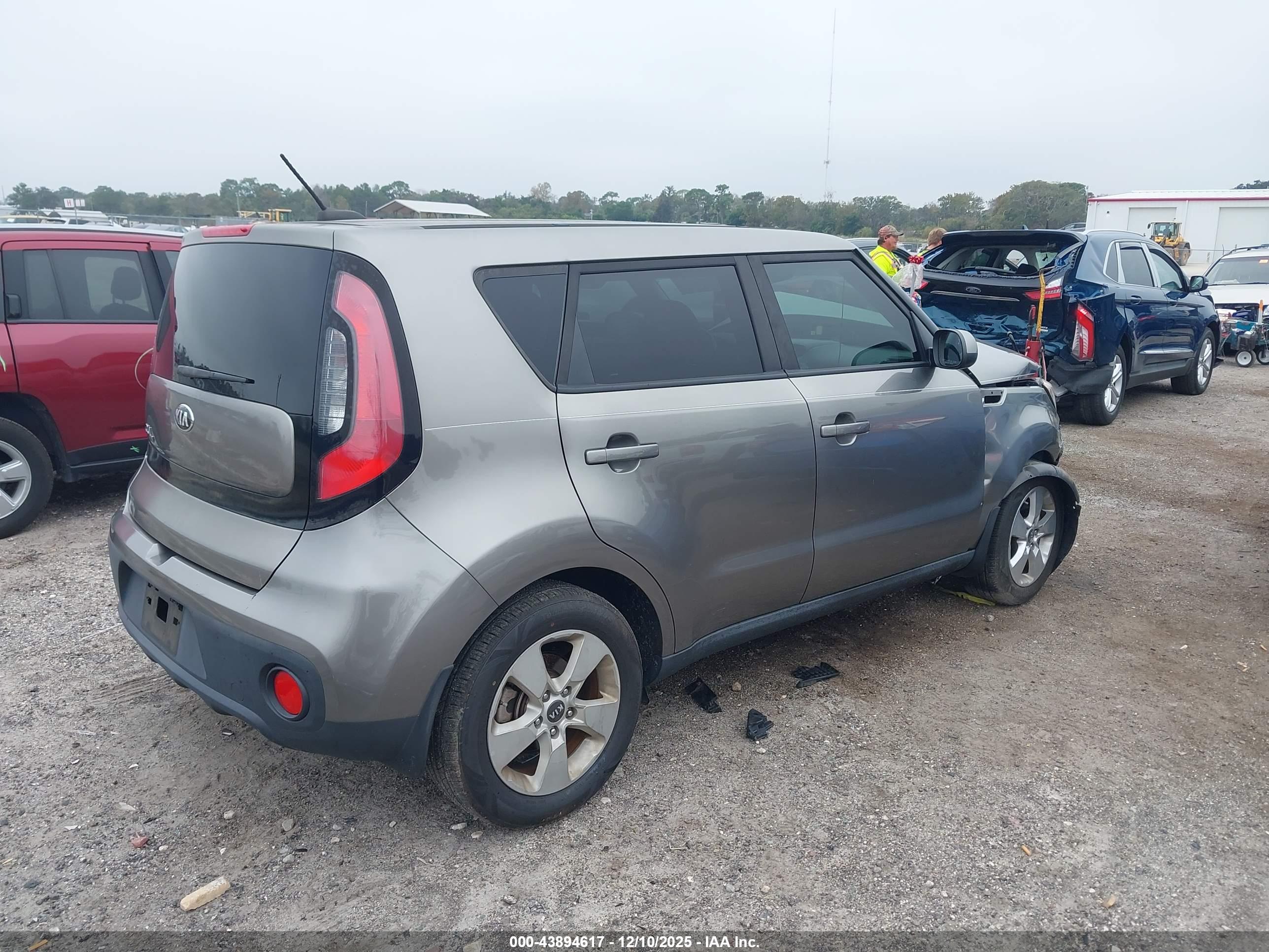 KIA SOUL image 4