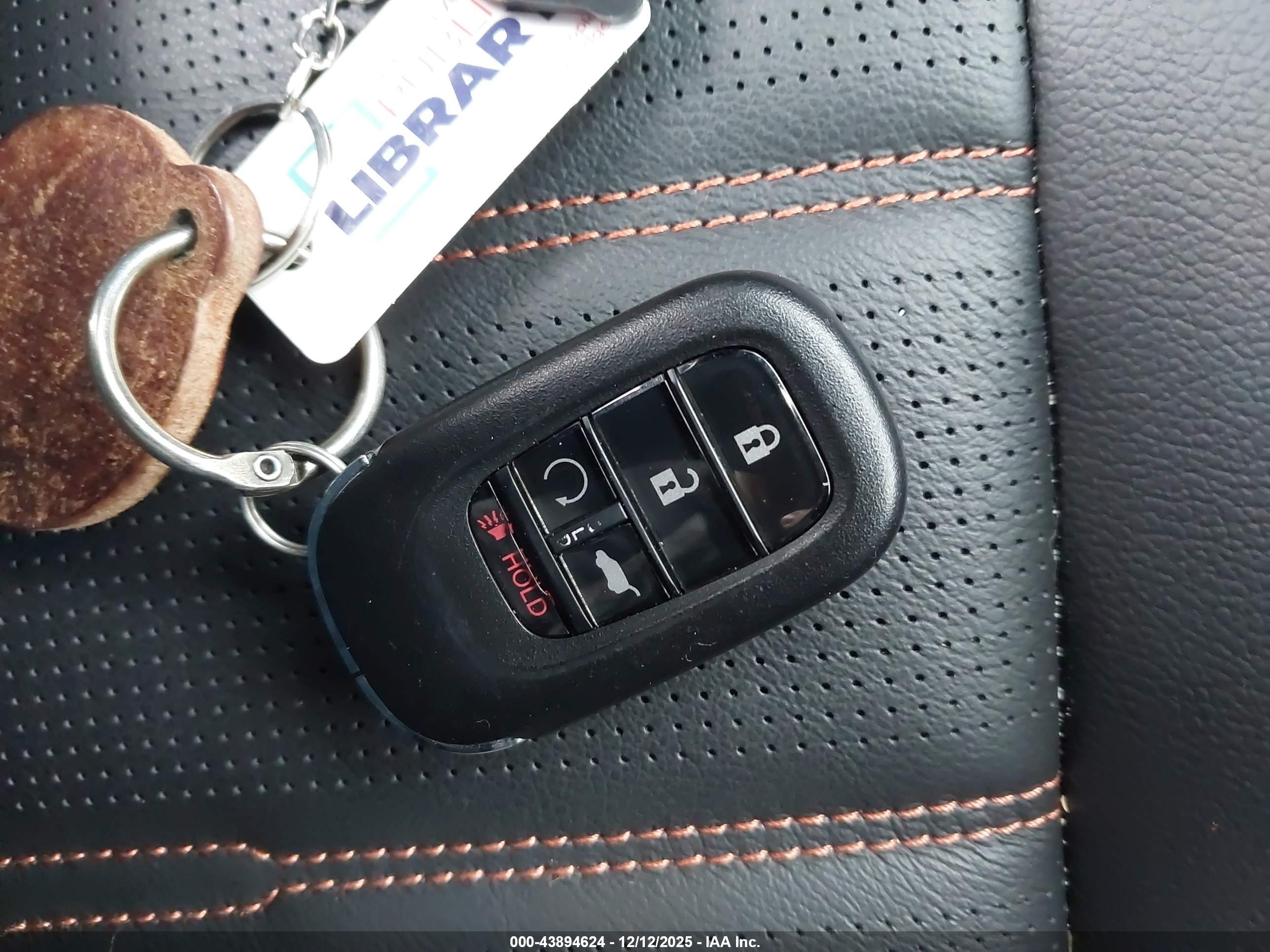 HONDA CR-V image 11