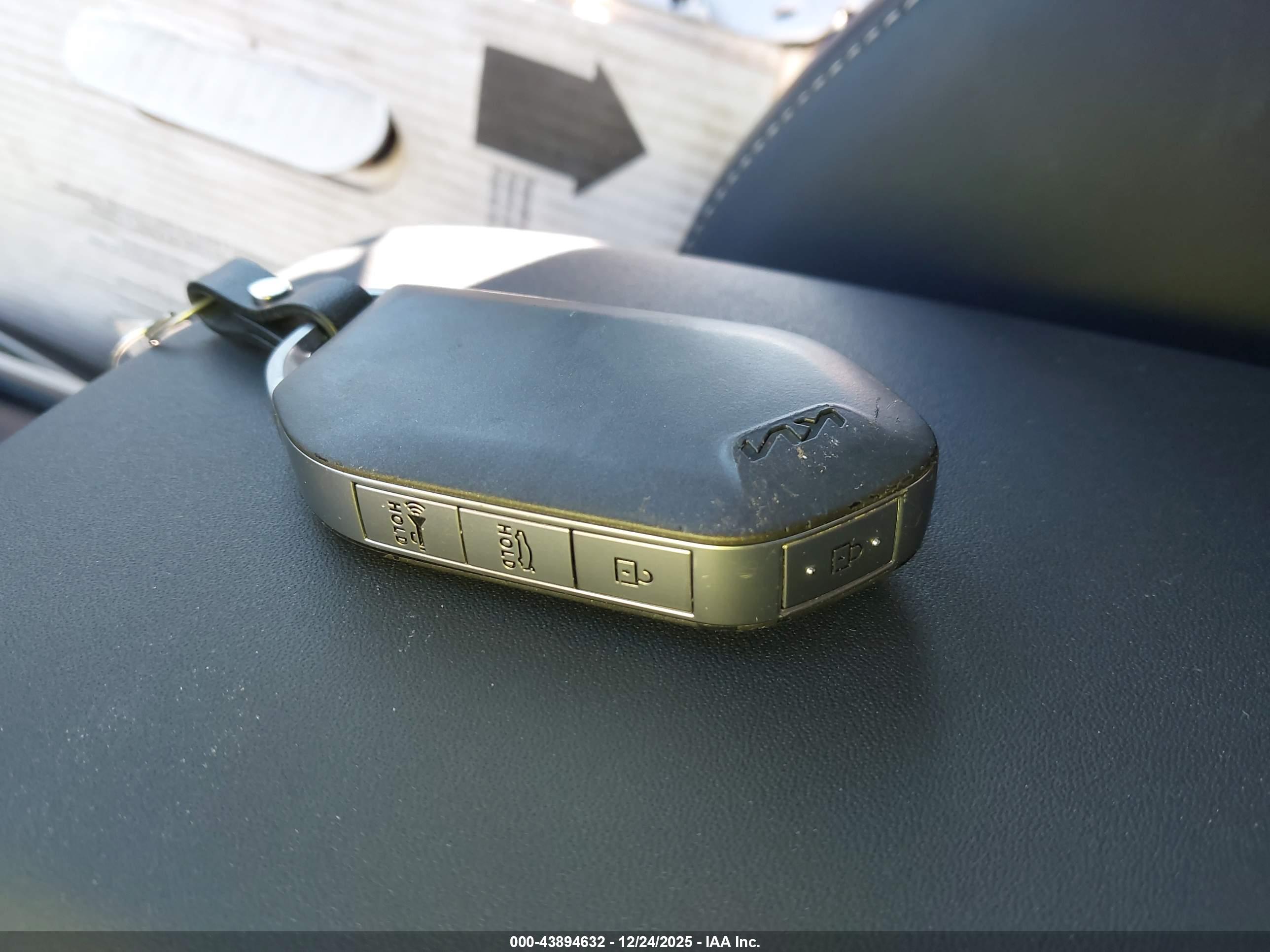 KIA K4 image 11